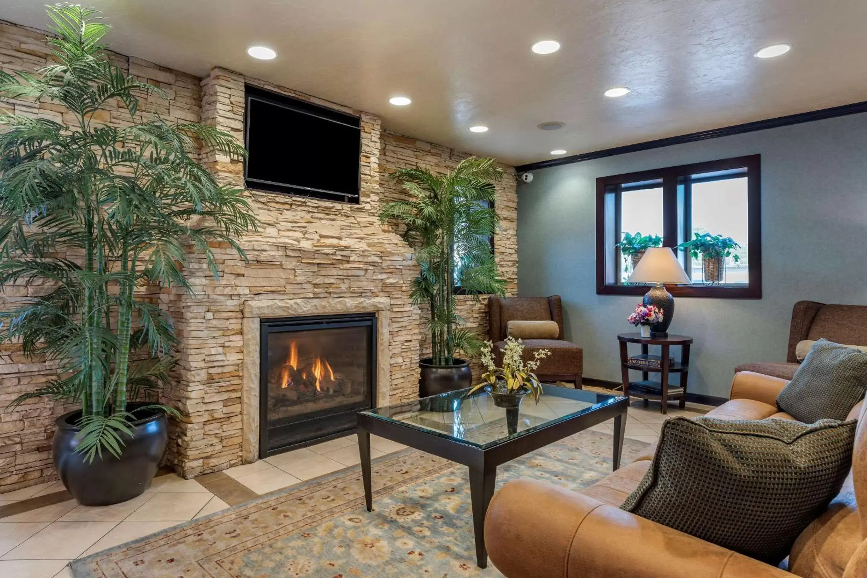 Lobby or reception, Seating Area in Quality Inn