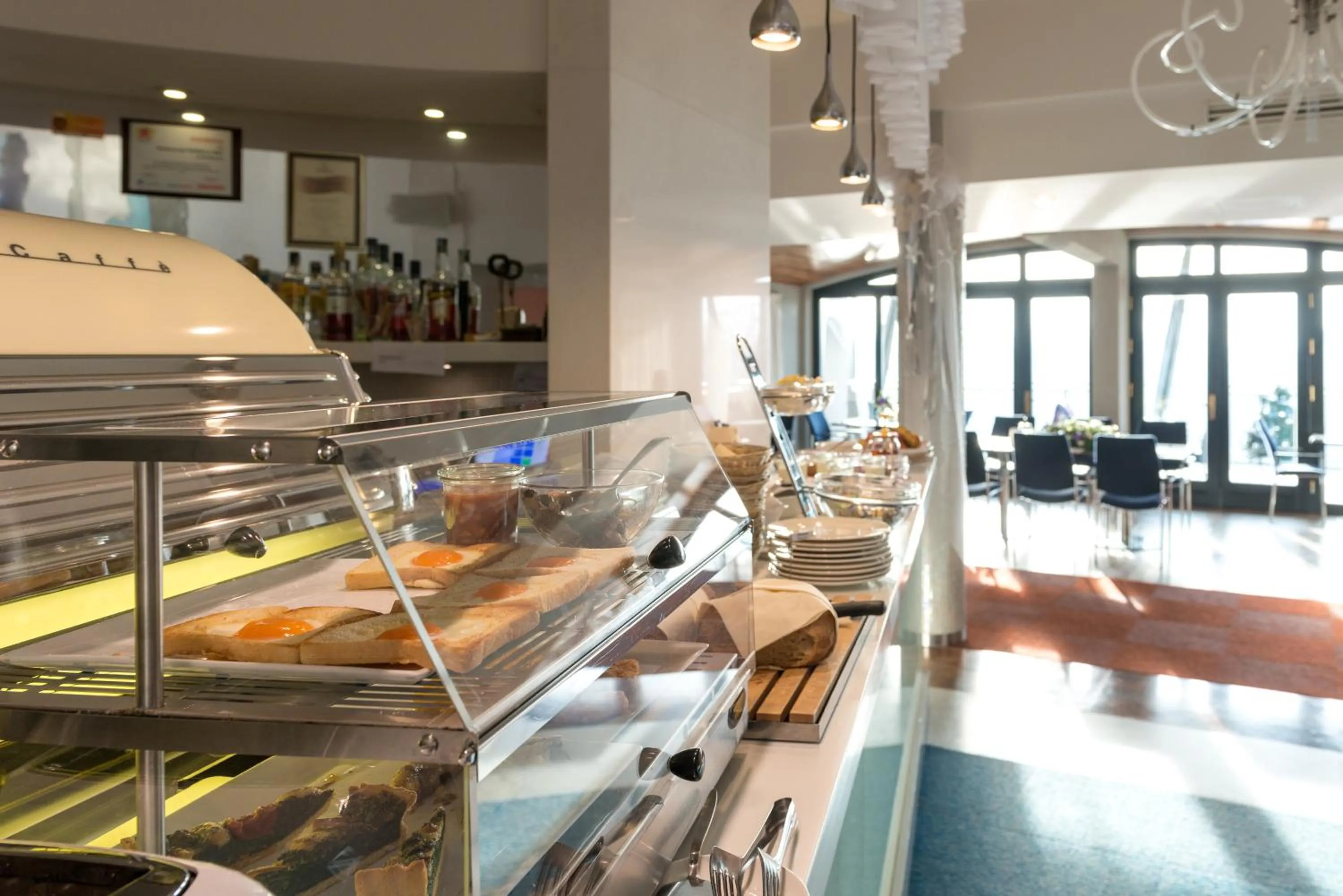 Restaurant/places to eat in Blue Swan