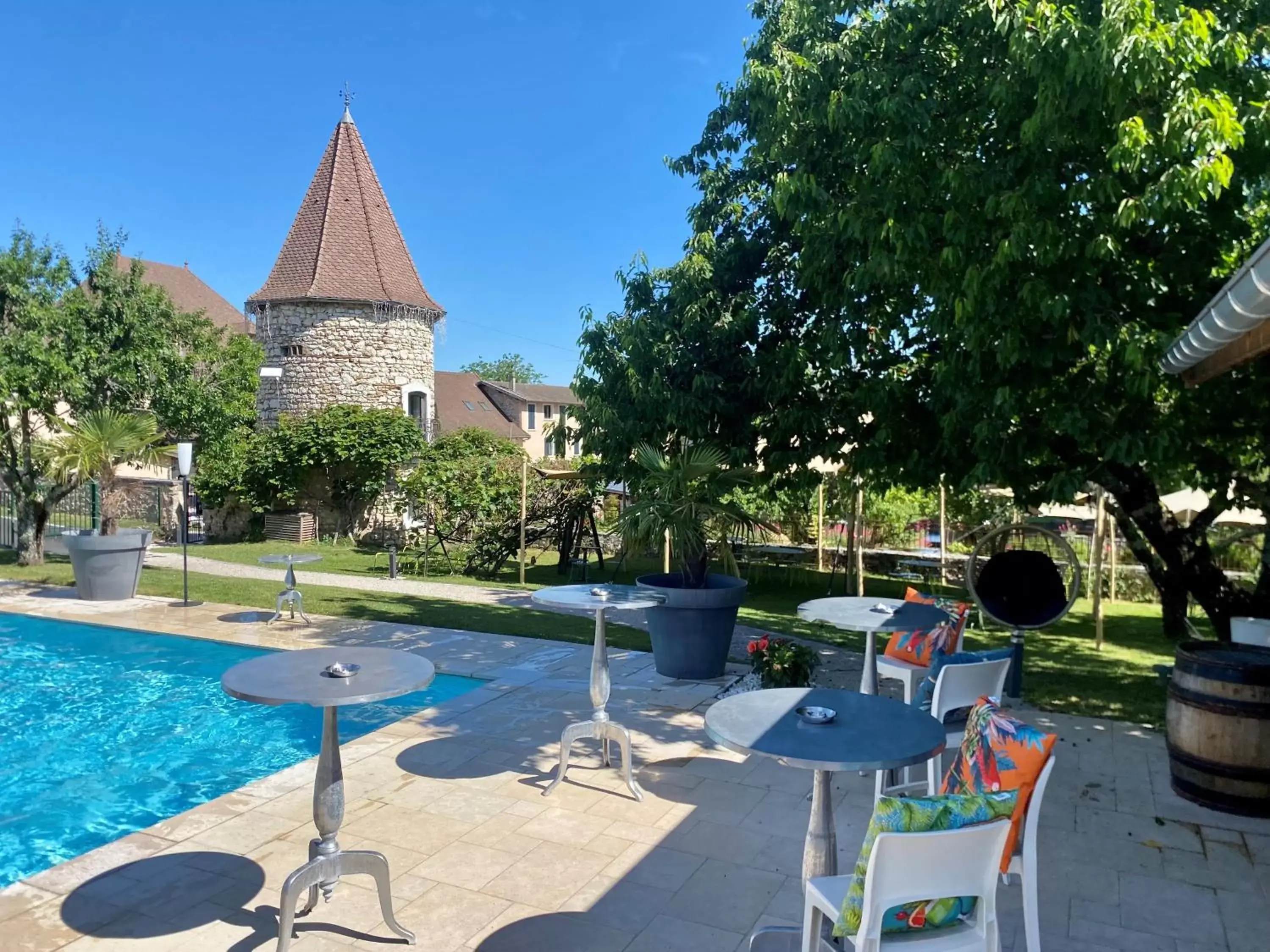 Garden view, Swimming Pool in Les Villas du Domaine de Suzel