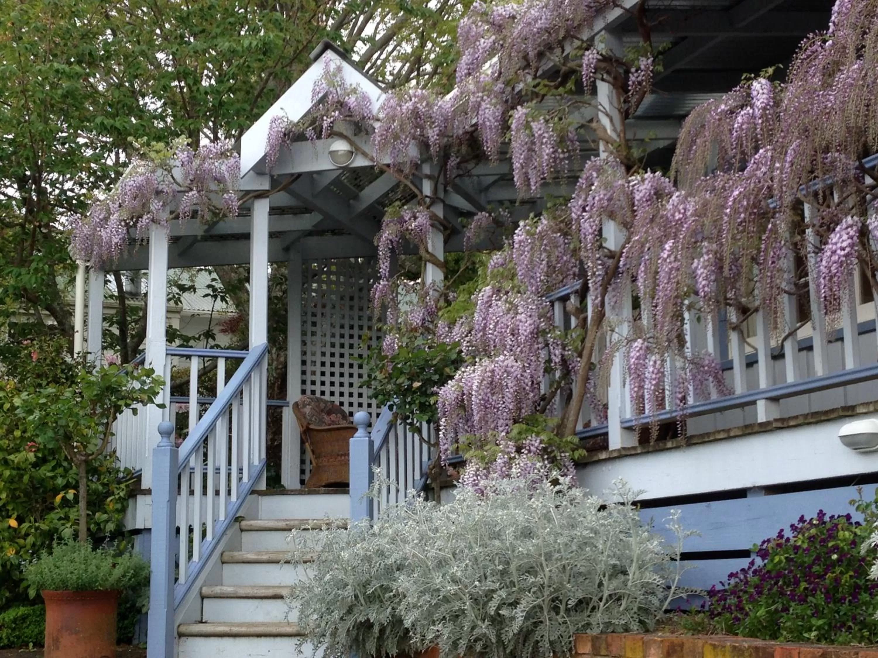 Facade/entrance in Rose Cottage B&B