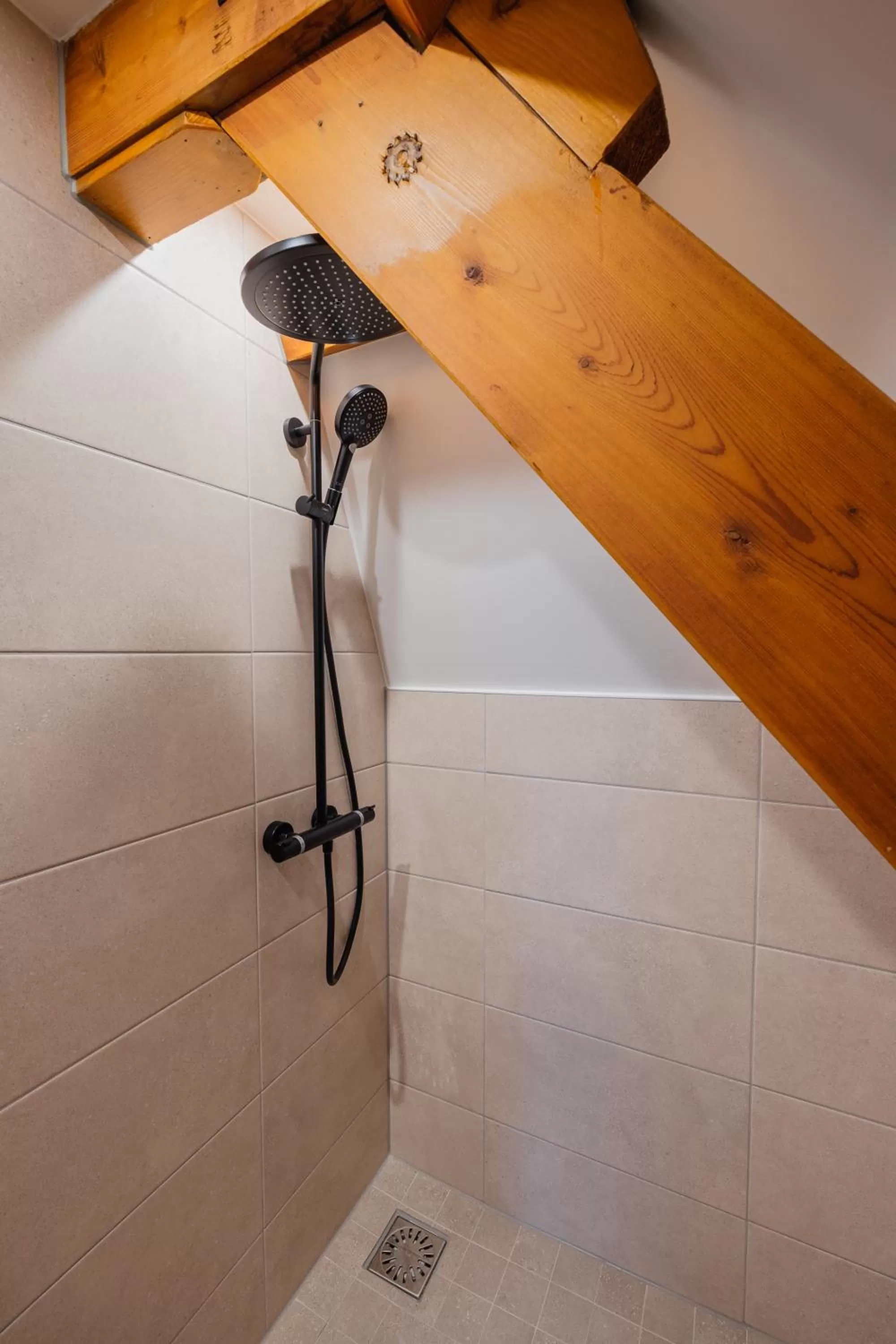 Shower, Bathroom in Hotel St Joris I Kloeg Collection