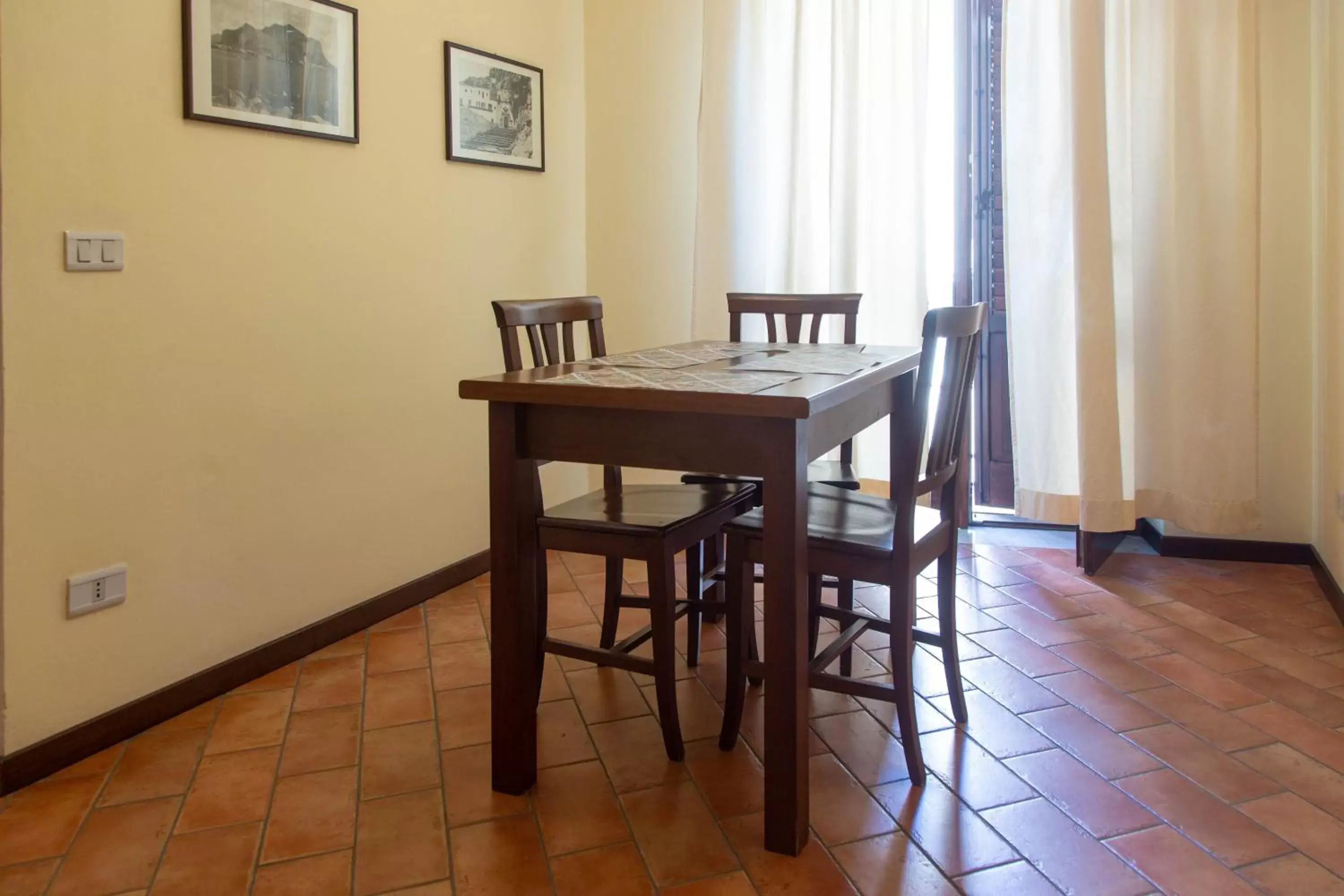 Dining Area in Cuore di Palermo