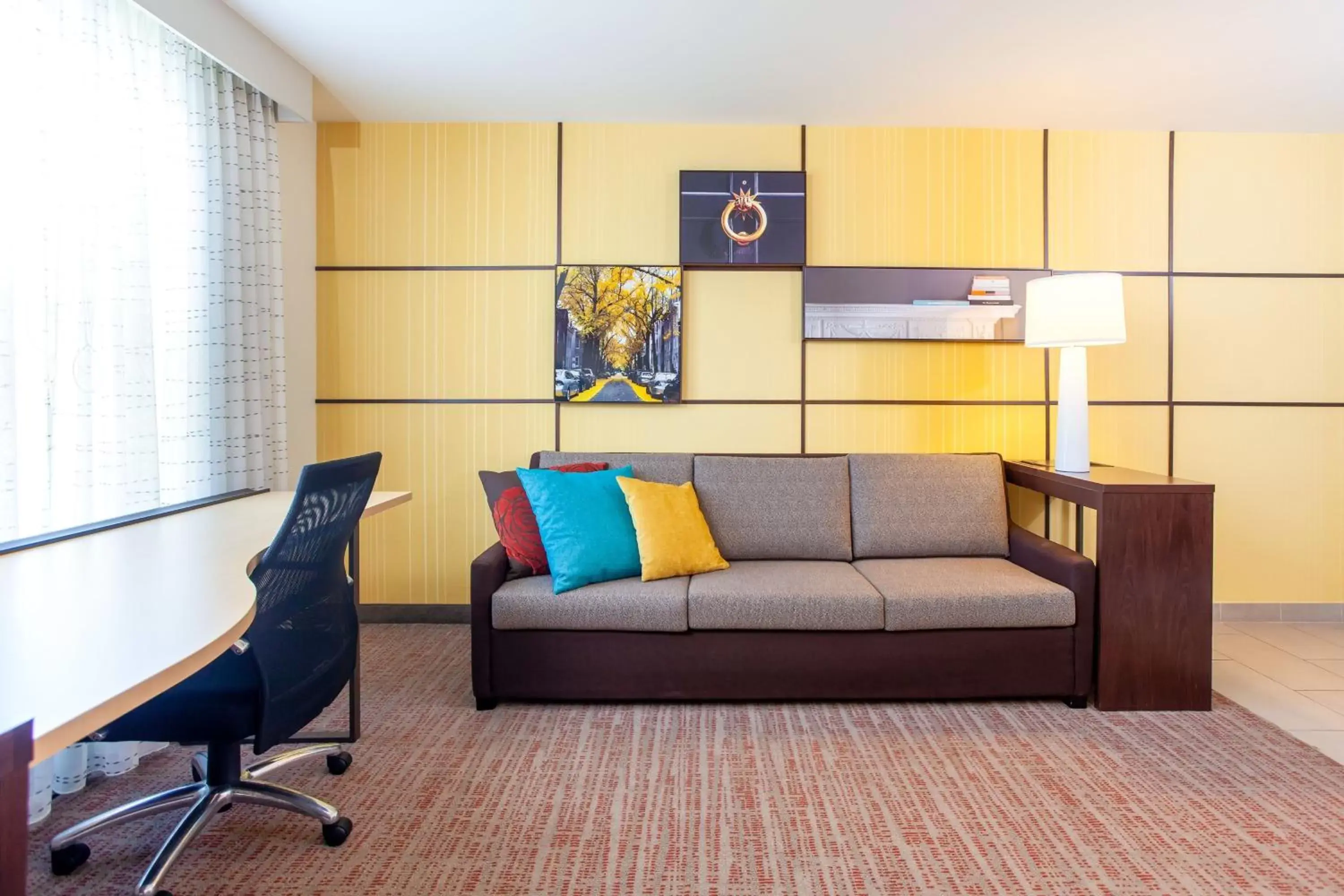 Living room, Seating Area in Residence Inn by Marriott Decatur Forsyth