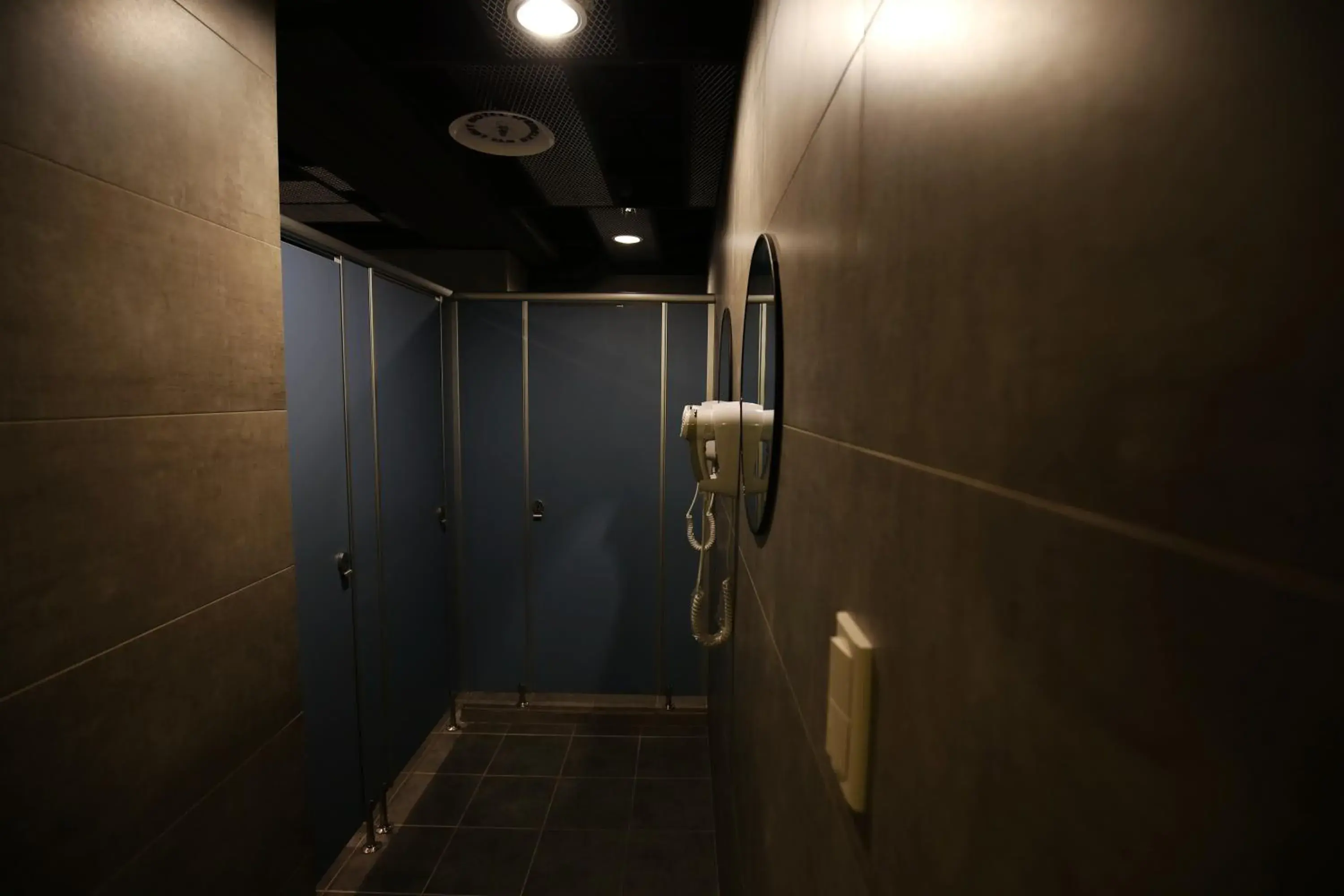 Shower, Bathroom in Nys Loft Hotel