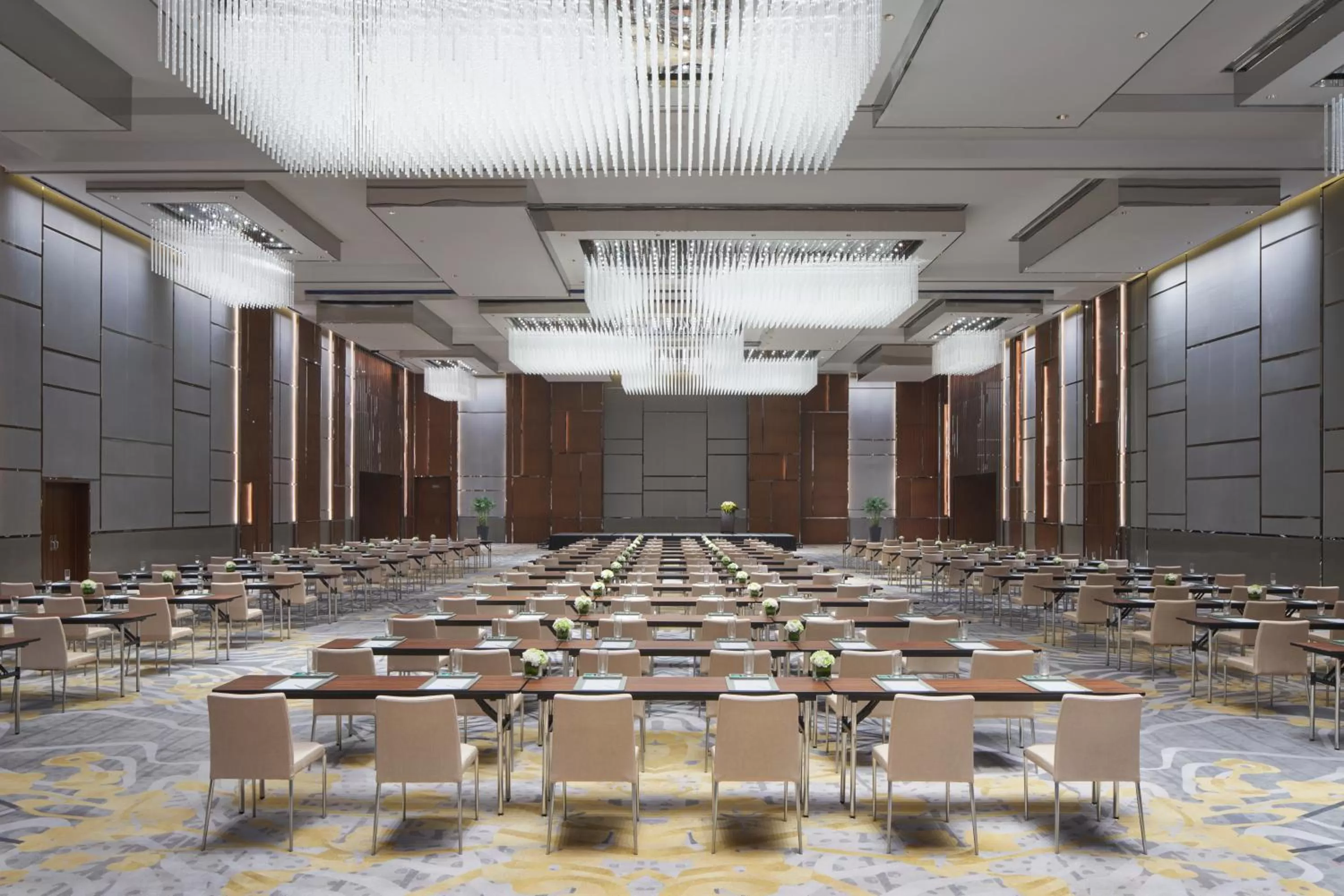 Restaurant/places to eat in Suning Galaxy International Hotel Xuzhou