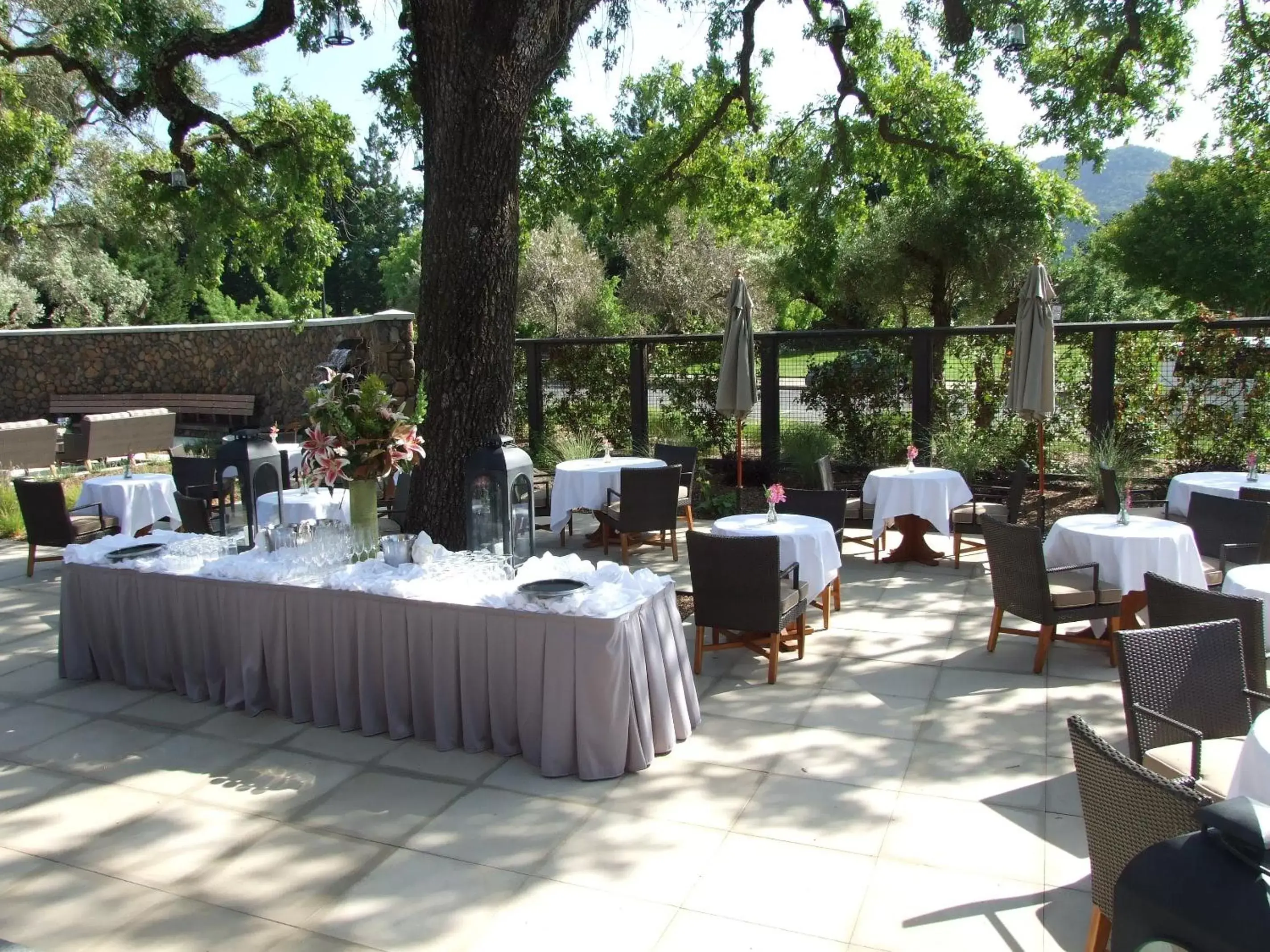 Banquet/Function facilities, Restaurant/Places to Eat in Hotel Yountville
