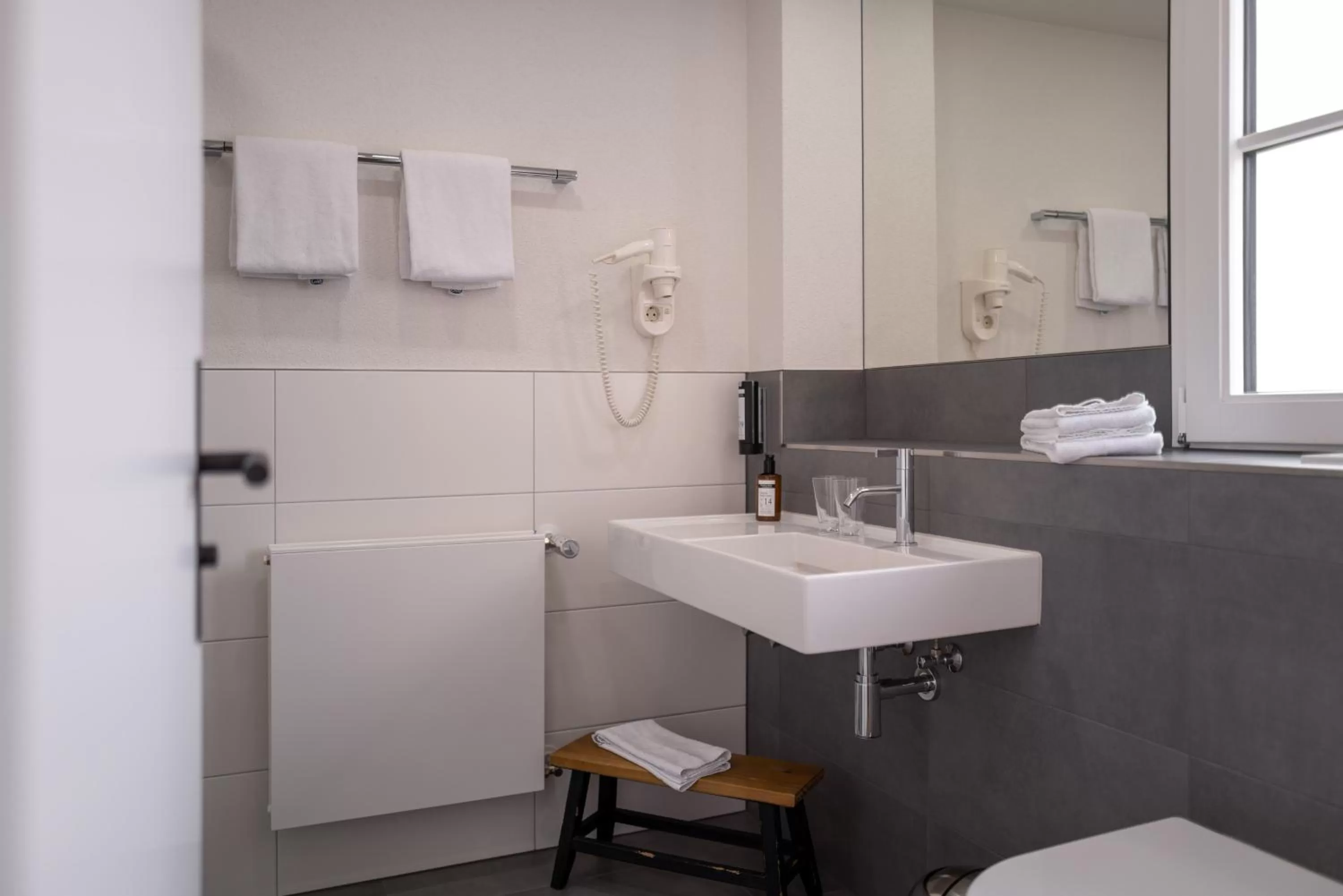 Bathroom in Der Hirschen