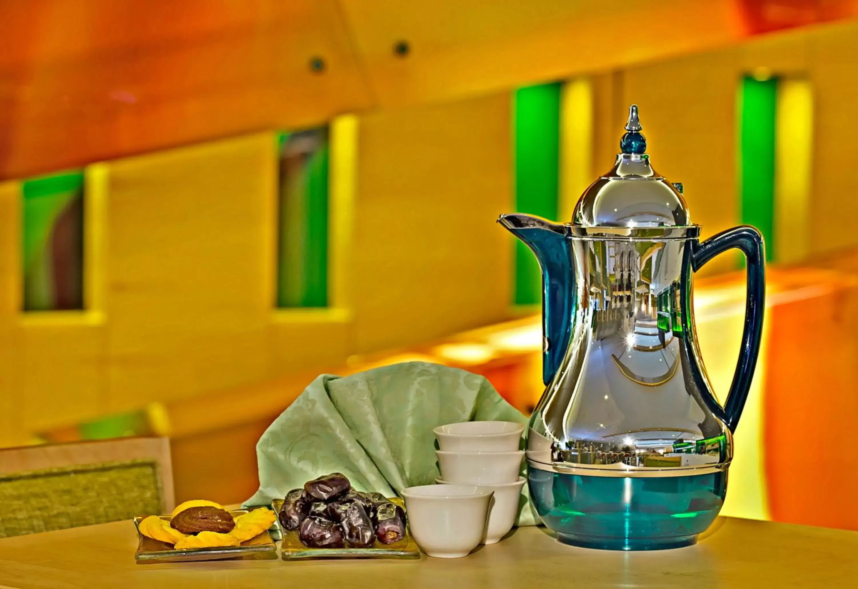 Food and drinks in Al Khoory Executive Hotel, Al Wasl