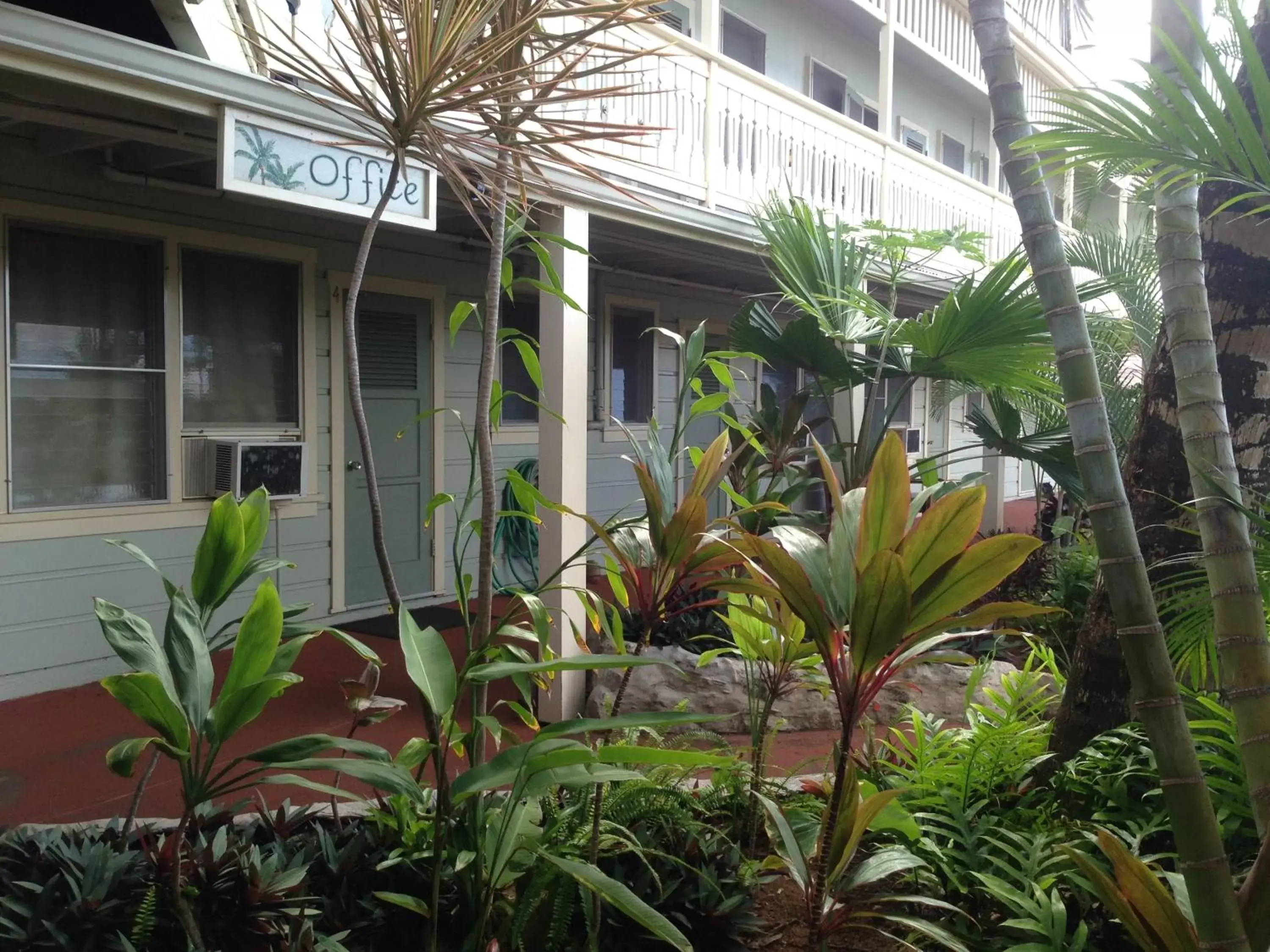 Facade/entrance, Property Building in Kauai Palms Hotel