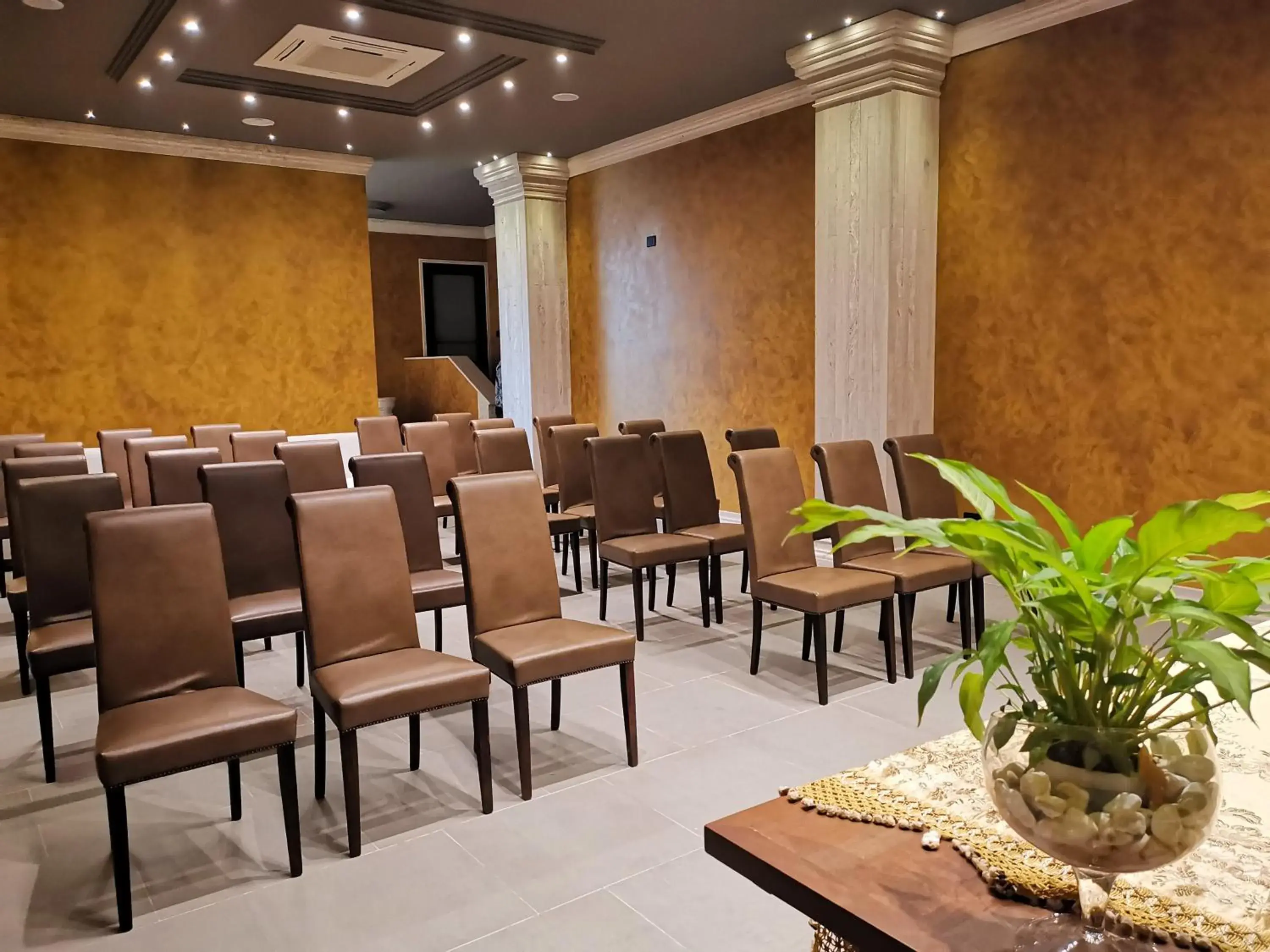 Meeting/conference room in BHB Hotel