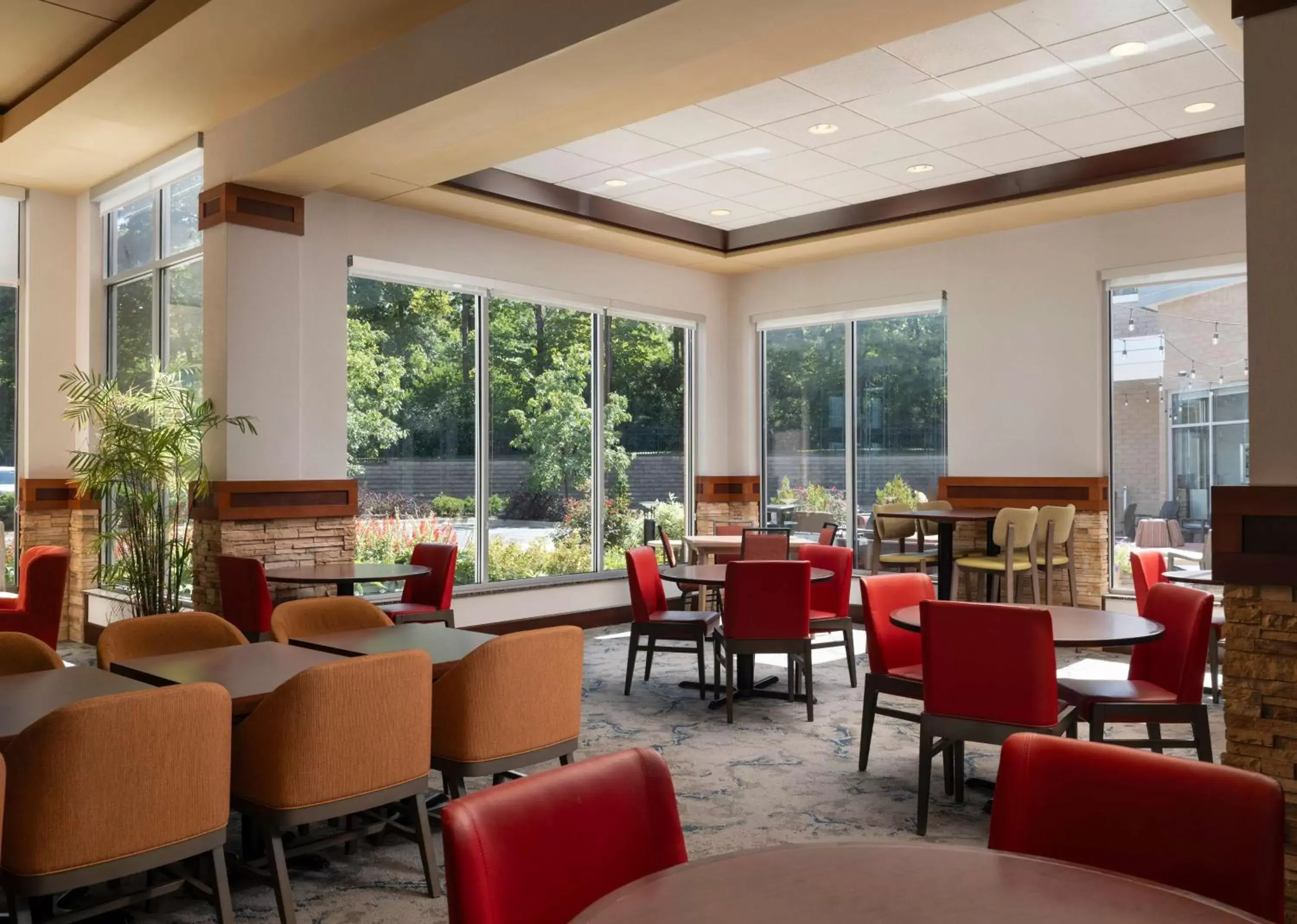 Restaurant/places to eat in Hilton Garden Inn Ann Arbor Restaurant/places to eat in Hilton Garden Inn Ann Arbor