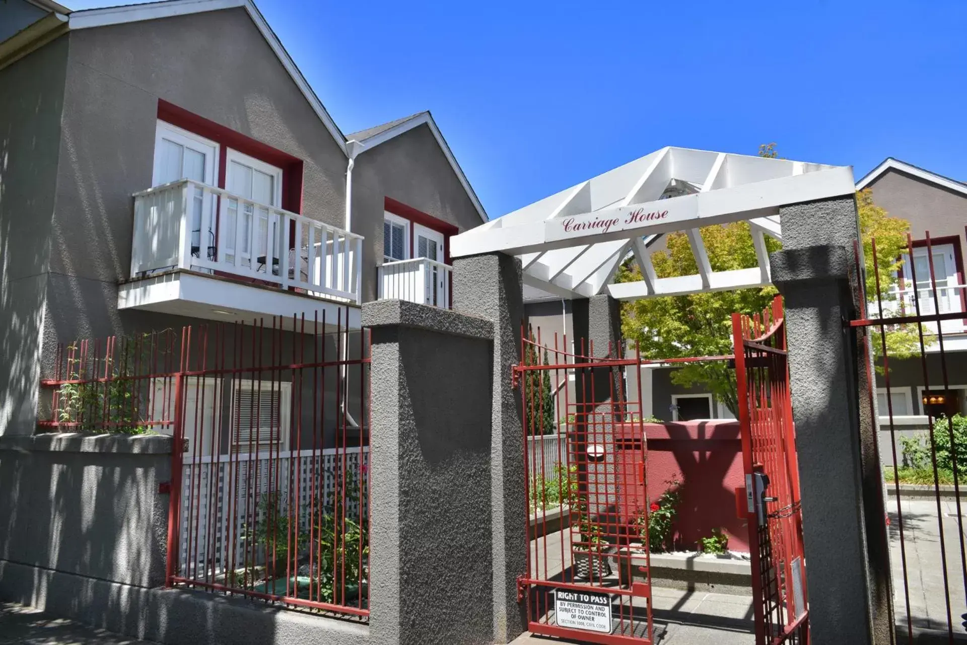 Balcony/Terrace, Property Building in Hotel La Rose