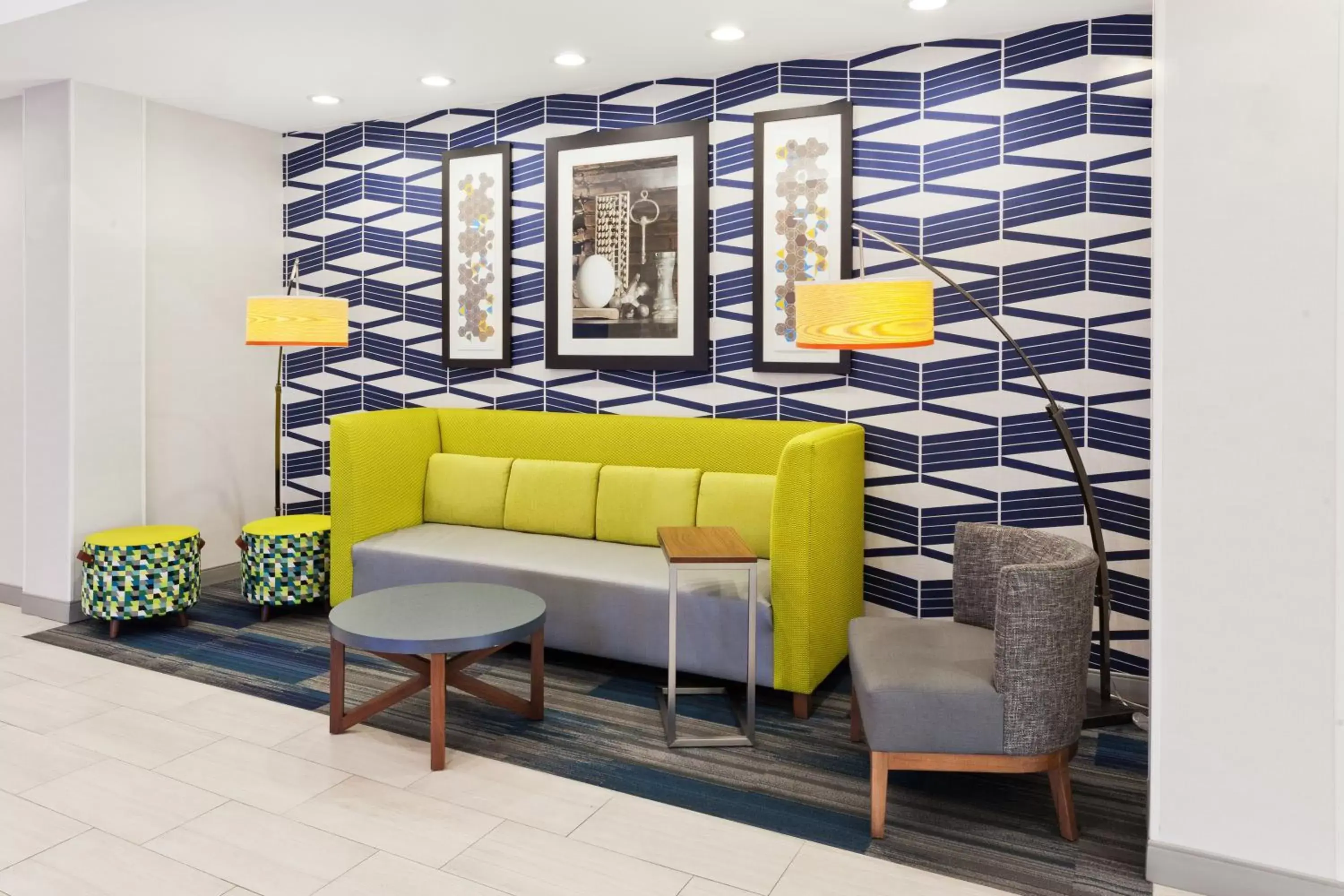 Property building, Seating Area in Holiday Inn Express Hotel & Suites Montgomery Boyd-Cooper Parkway, an IHG Hotel
