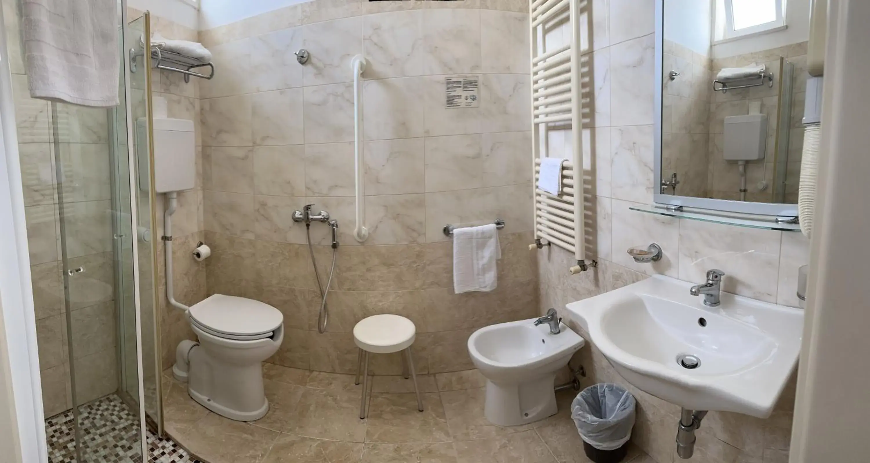 Toilet, Bathroom in Hotel Morolli