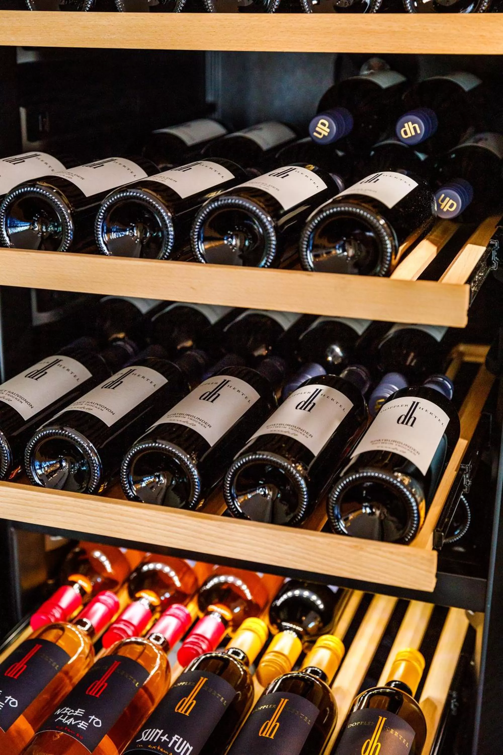 Restaurant/places to eat in Logierhaus RheintorEins