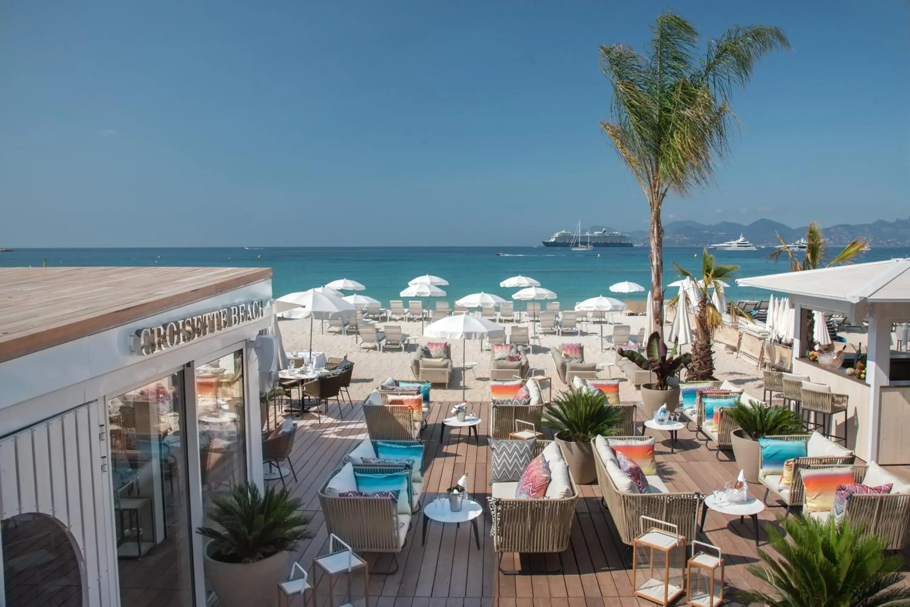 Restaurant/places to eat in Hotel Croisette Beach Cannes Mgallery