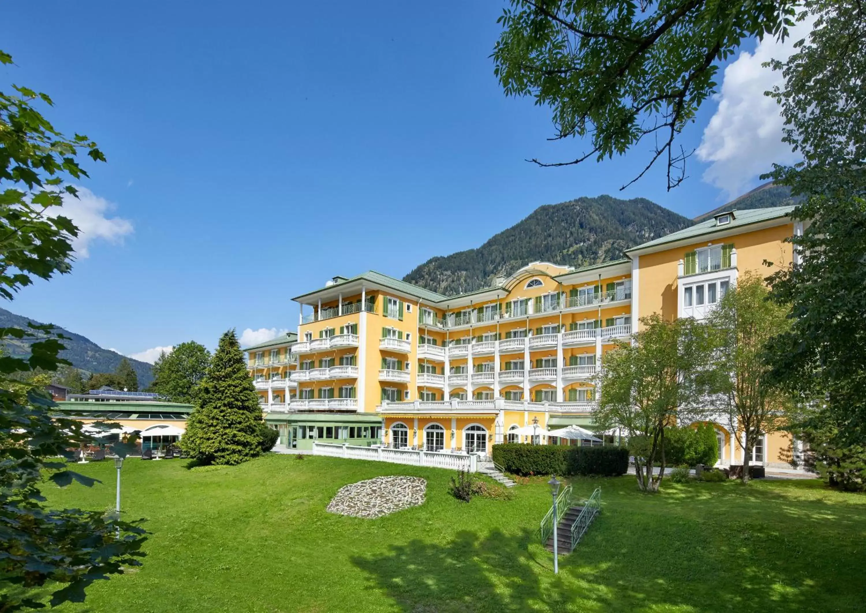 Property Building in Das Alpenhaus Gasteinertal