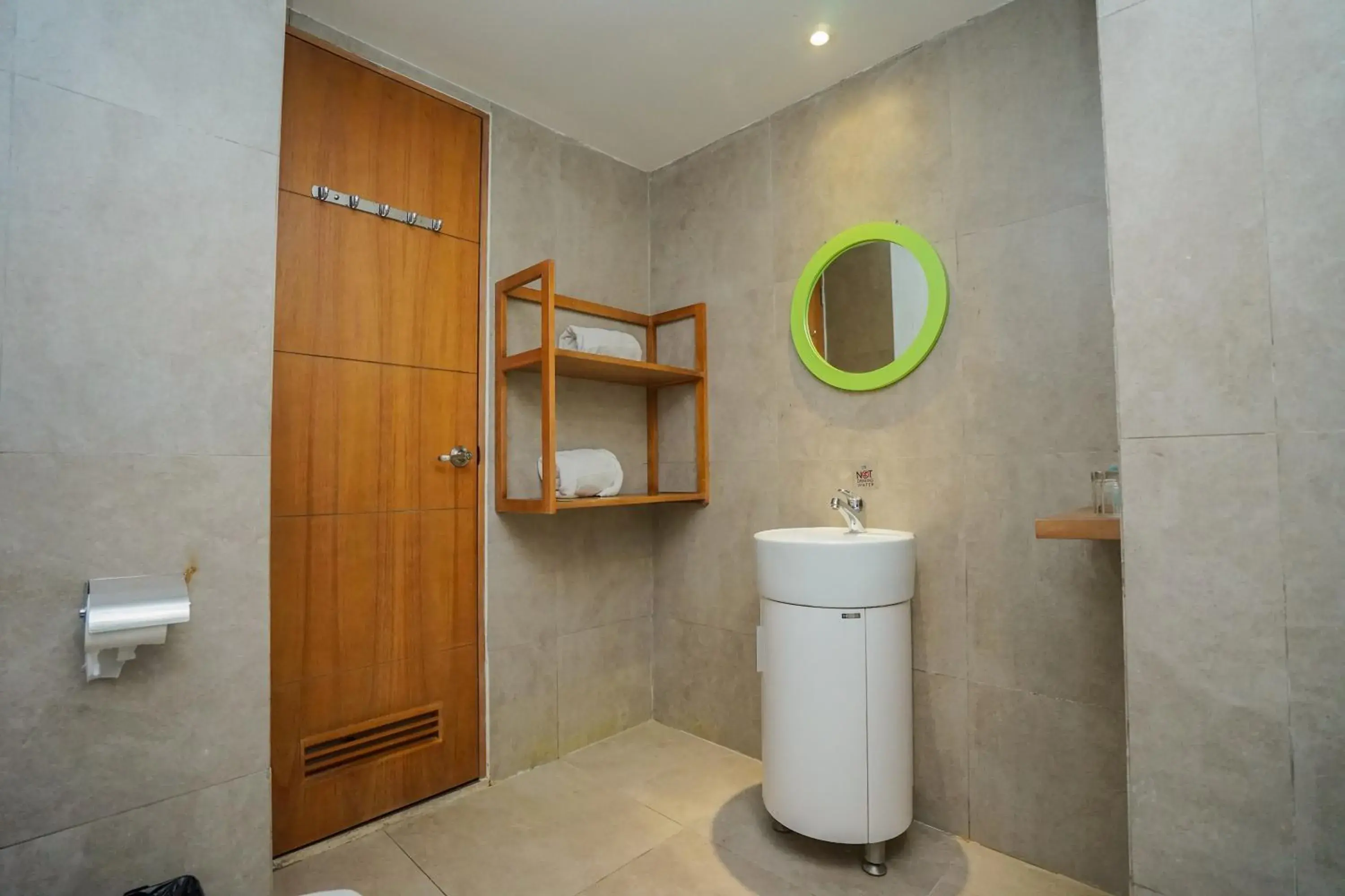 Bathroom in Radja Art and Boutique Hotel Simpang Lima