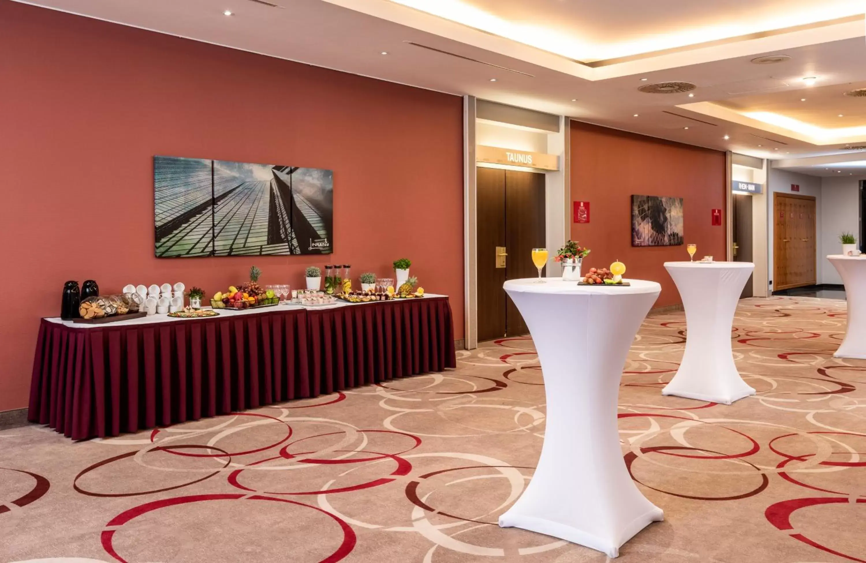 Meeting/conference room, Banquet Facilities in Leonardo Hotel Frankfurt City South