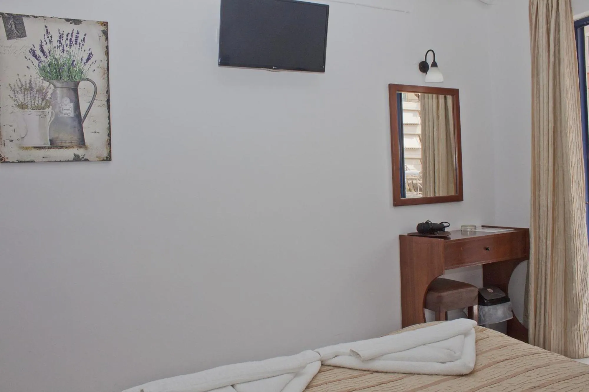 Bedroom, Bed in Danaos Hotel