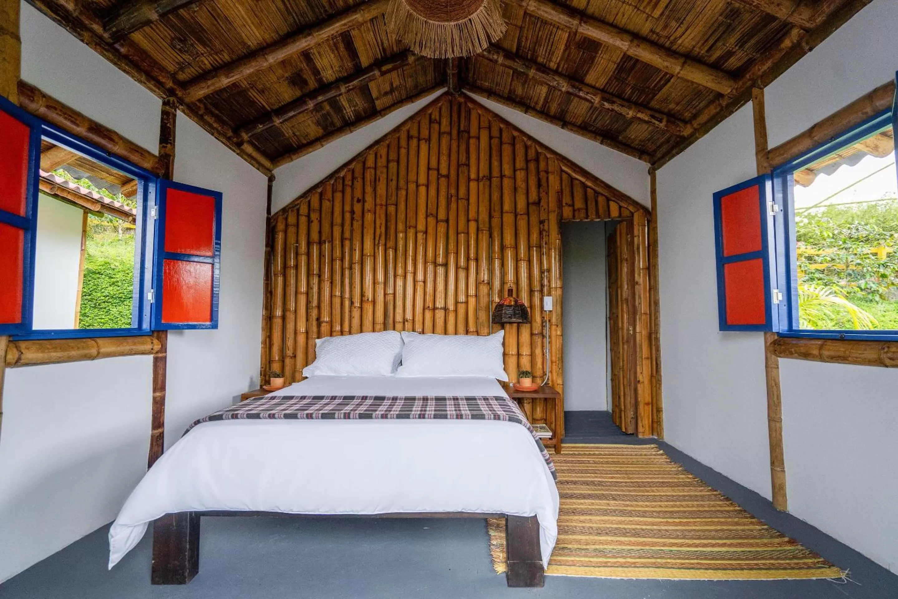 Bed in Los Otobos finca hotel 1