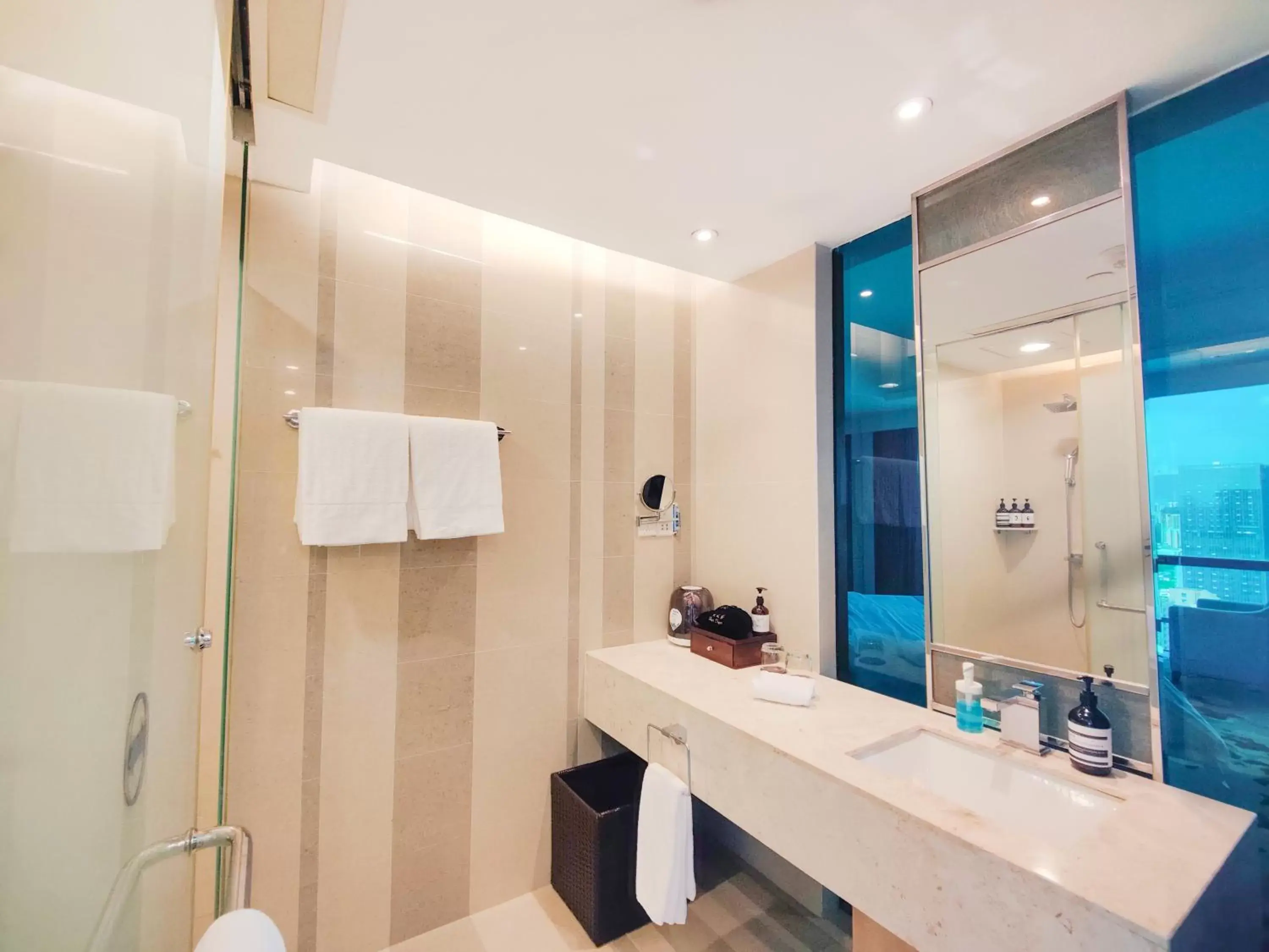 Bathroom in Huaqiang Plaza Hotel Shenzhen