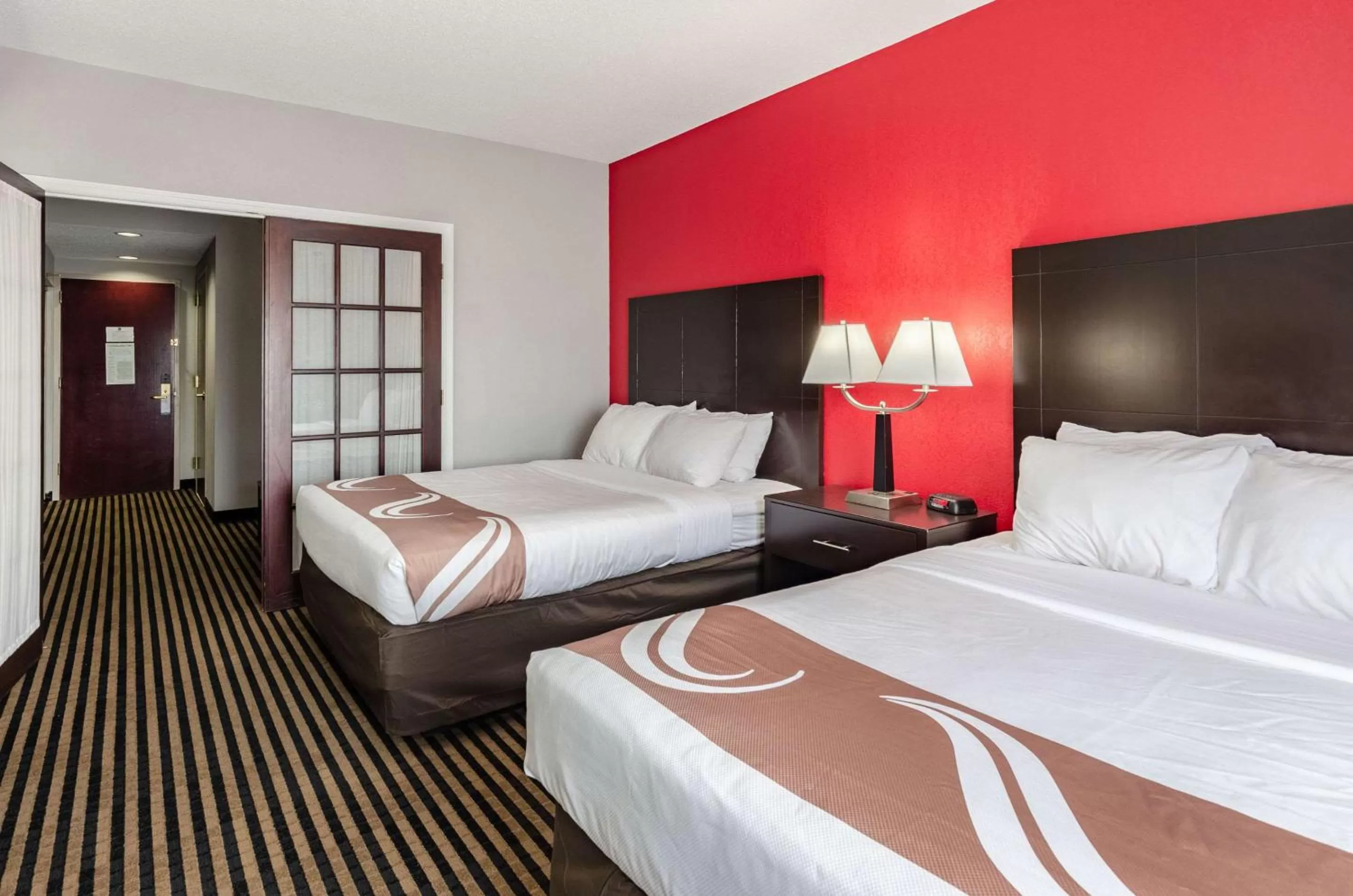 Photo of the whole room, Bed in Quality Inn & Suites Abingdon