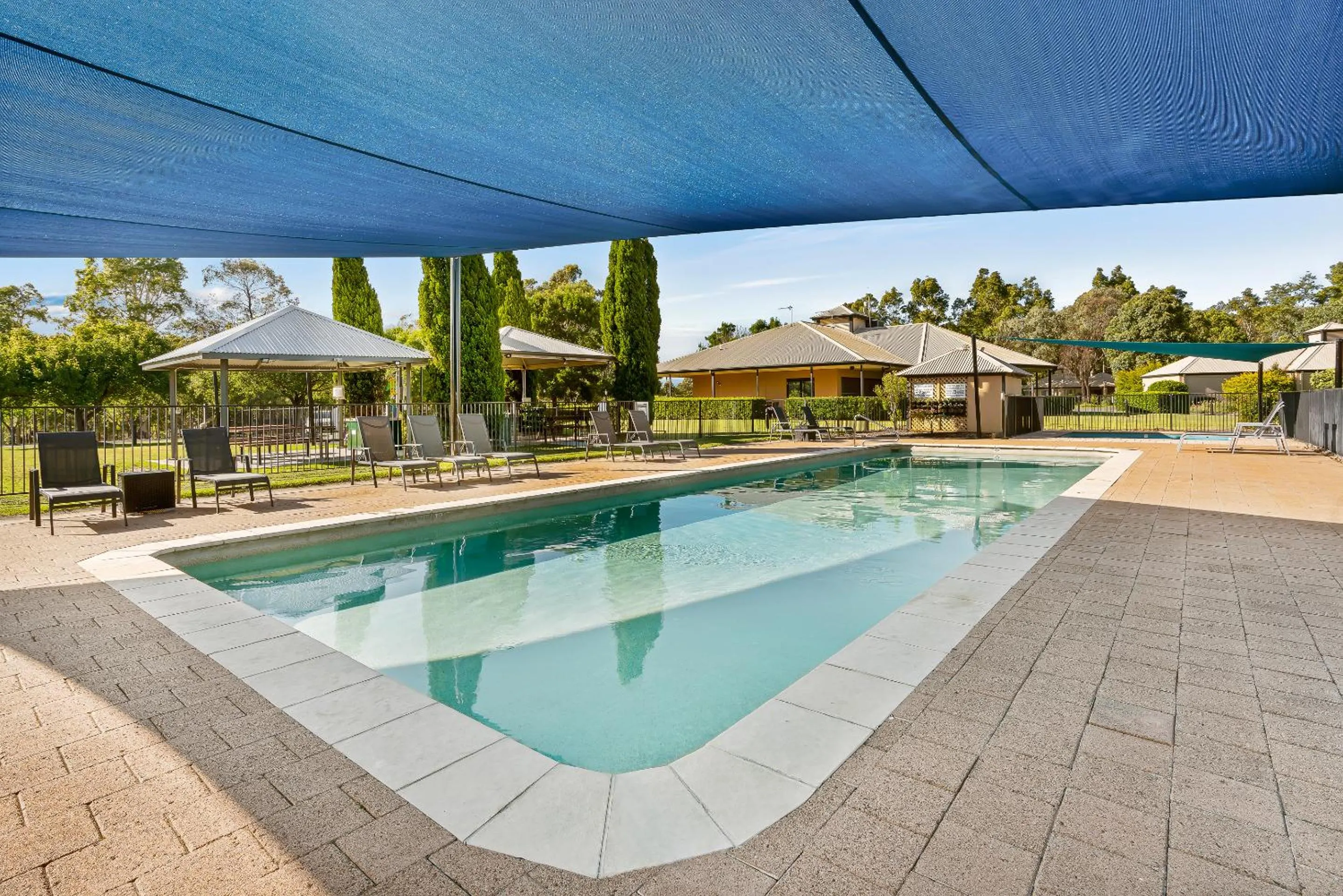 Swimming pool in Leisure Inn Pokolbin Hill
