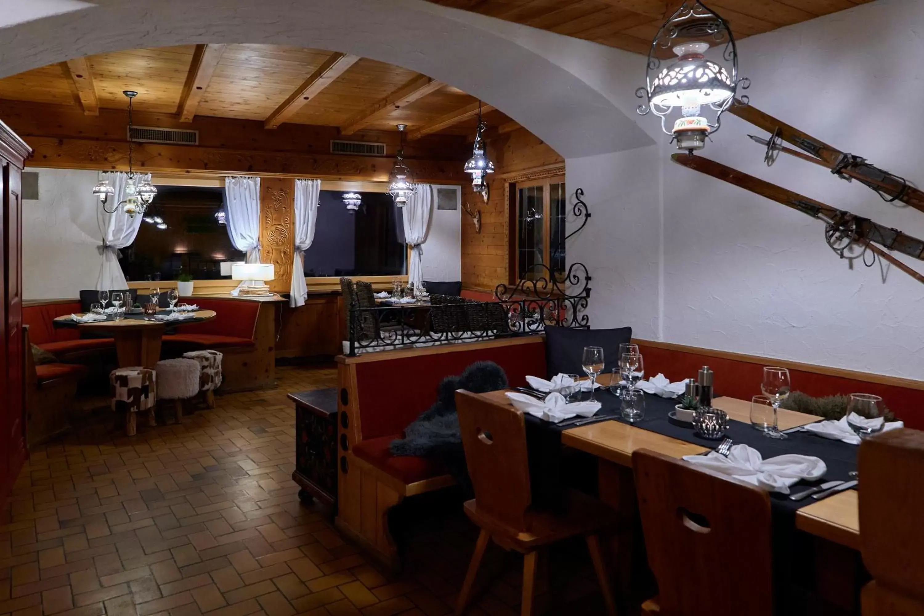 Restaurant/Places to Eat in Madrisa Lodge