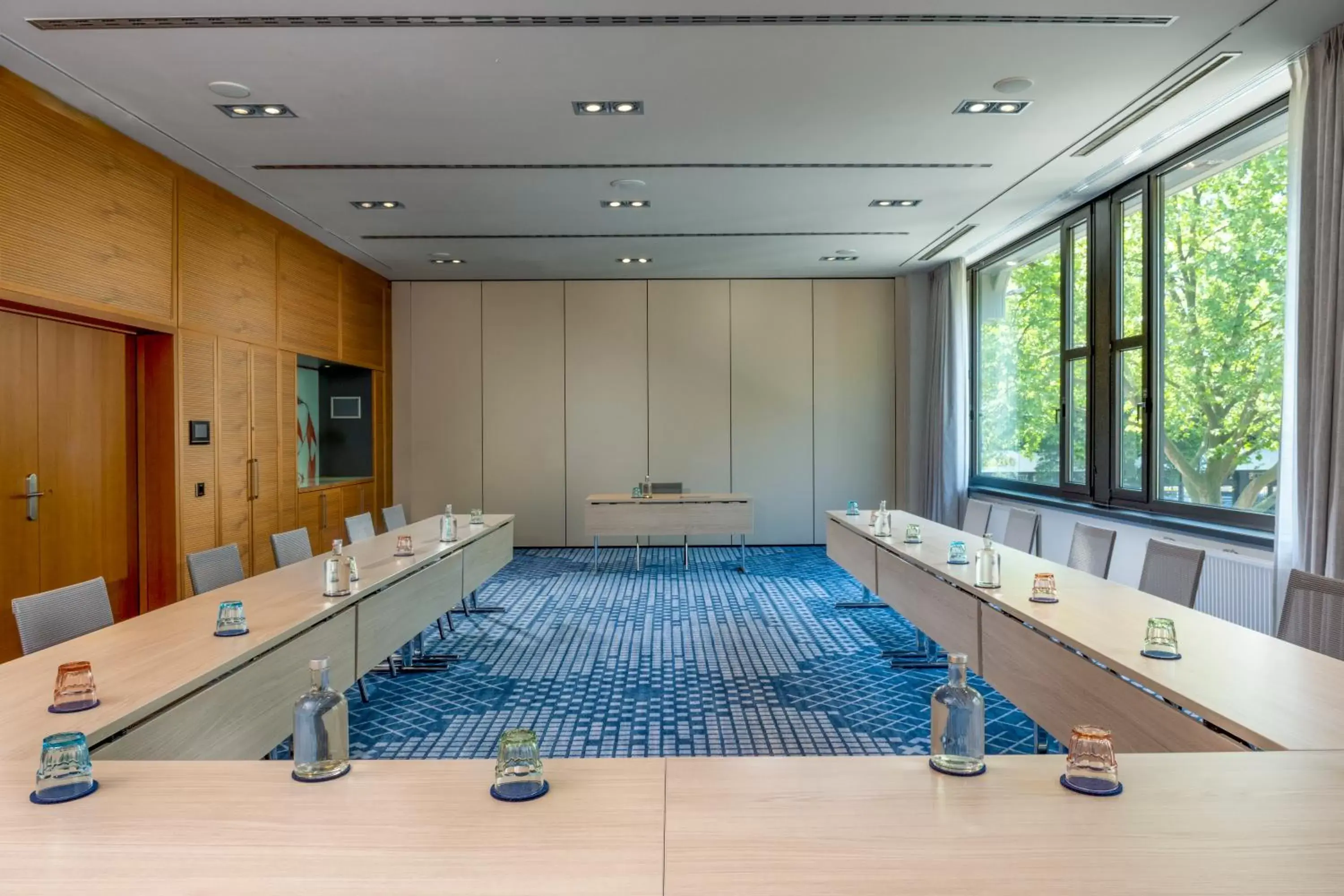 Meeting/conference room in DoubleTree by Hilton Berlin Ku'damm