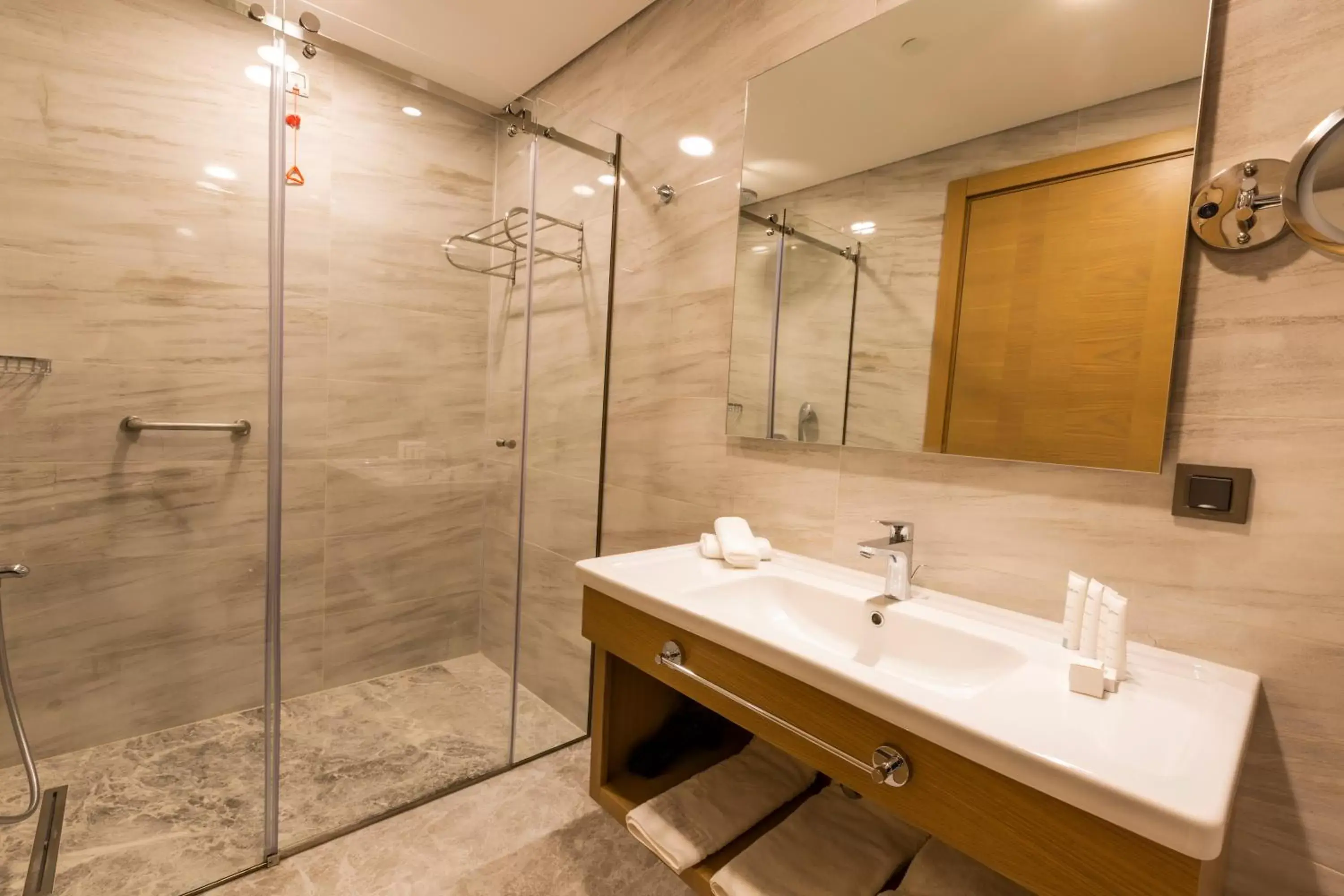 Bathroom in Radisson Hotel Istanbul Harbiye