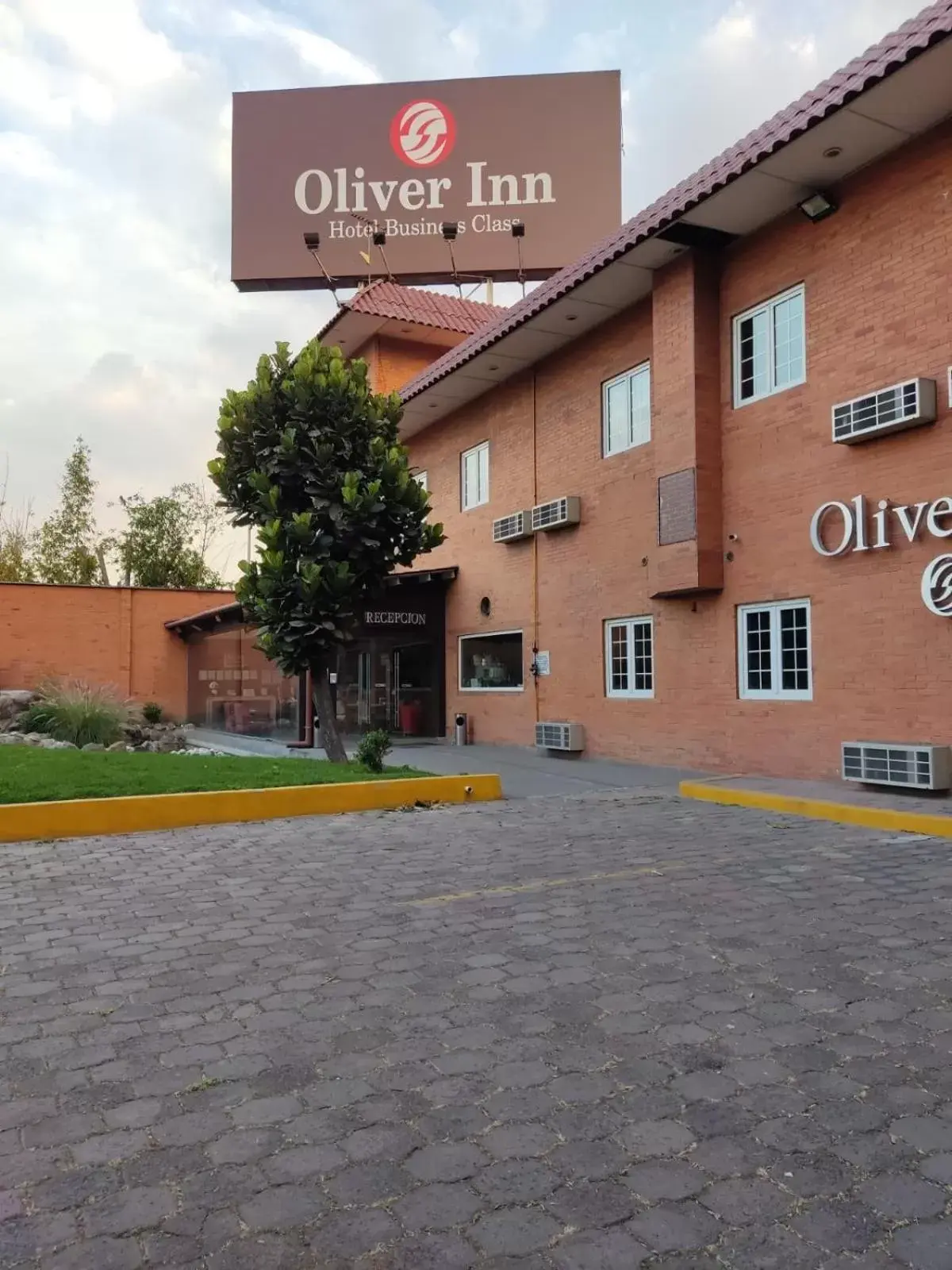 Property Building in Hotel Oliver Inn - Tlalnepantla