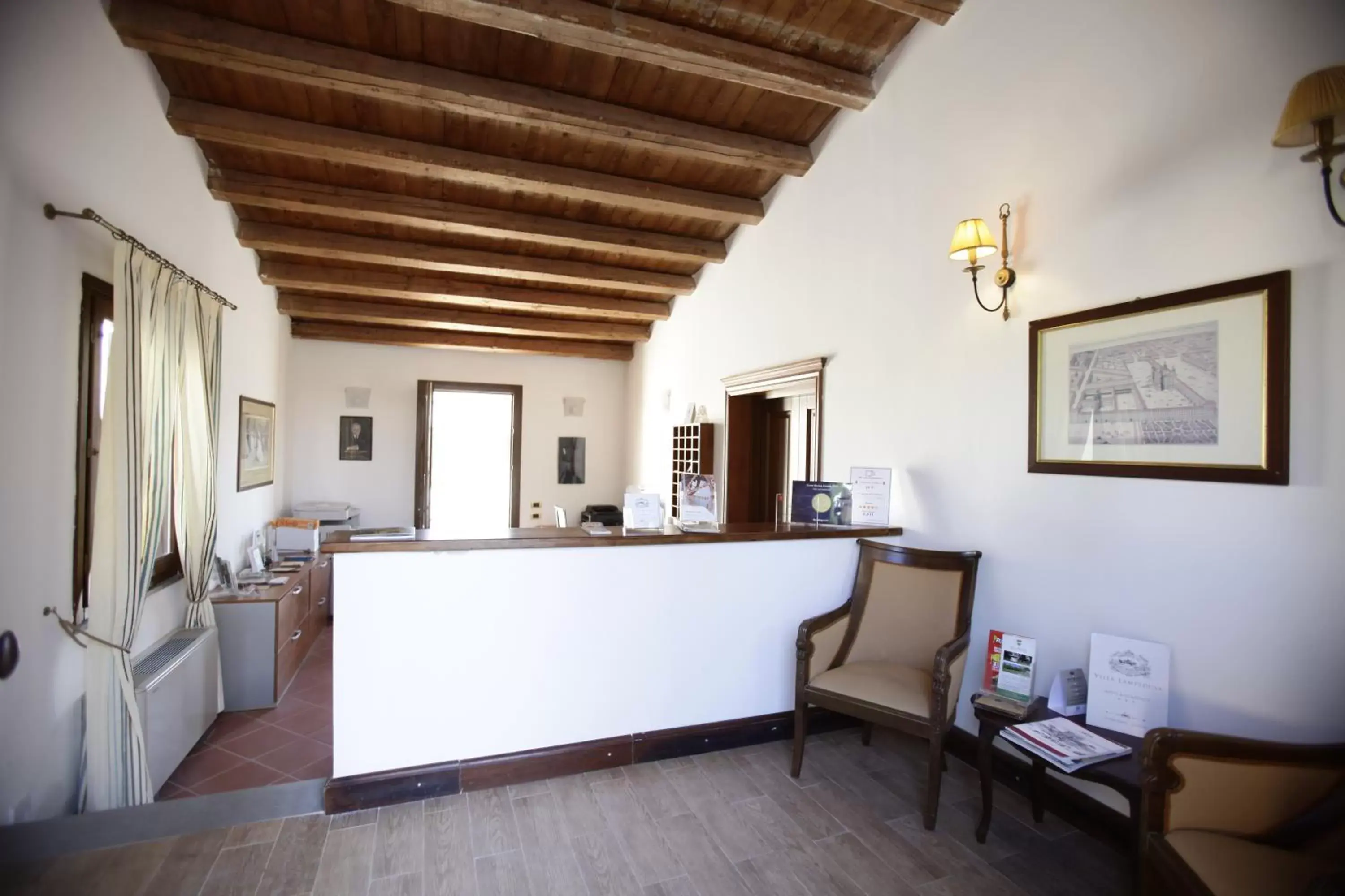 Lobby or reception, Kitchen/Kitchenette in Hotel Villa Lampedusa