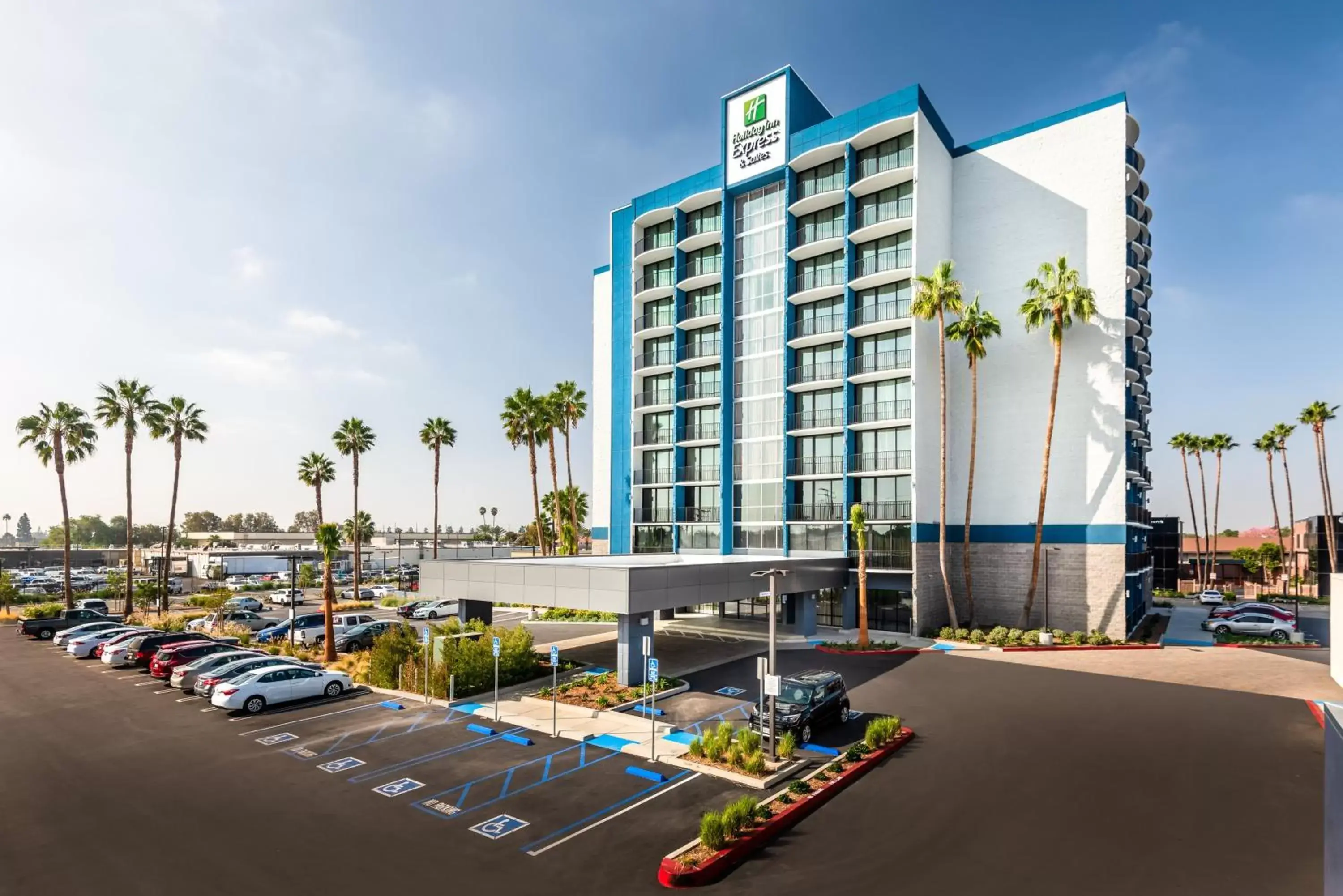 Property building in Holiday Inn Express & Suites Santa Ana - Orange County, an IHG Hotel
