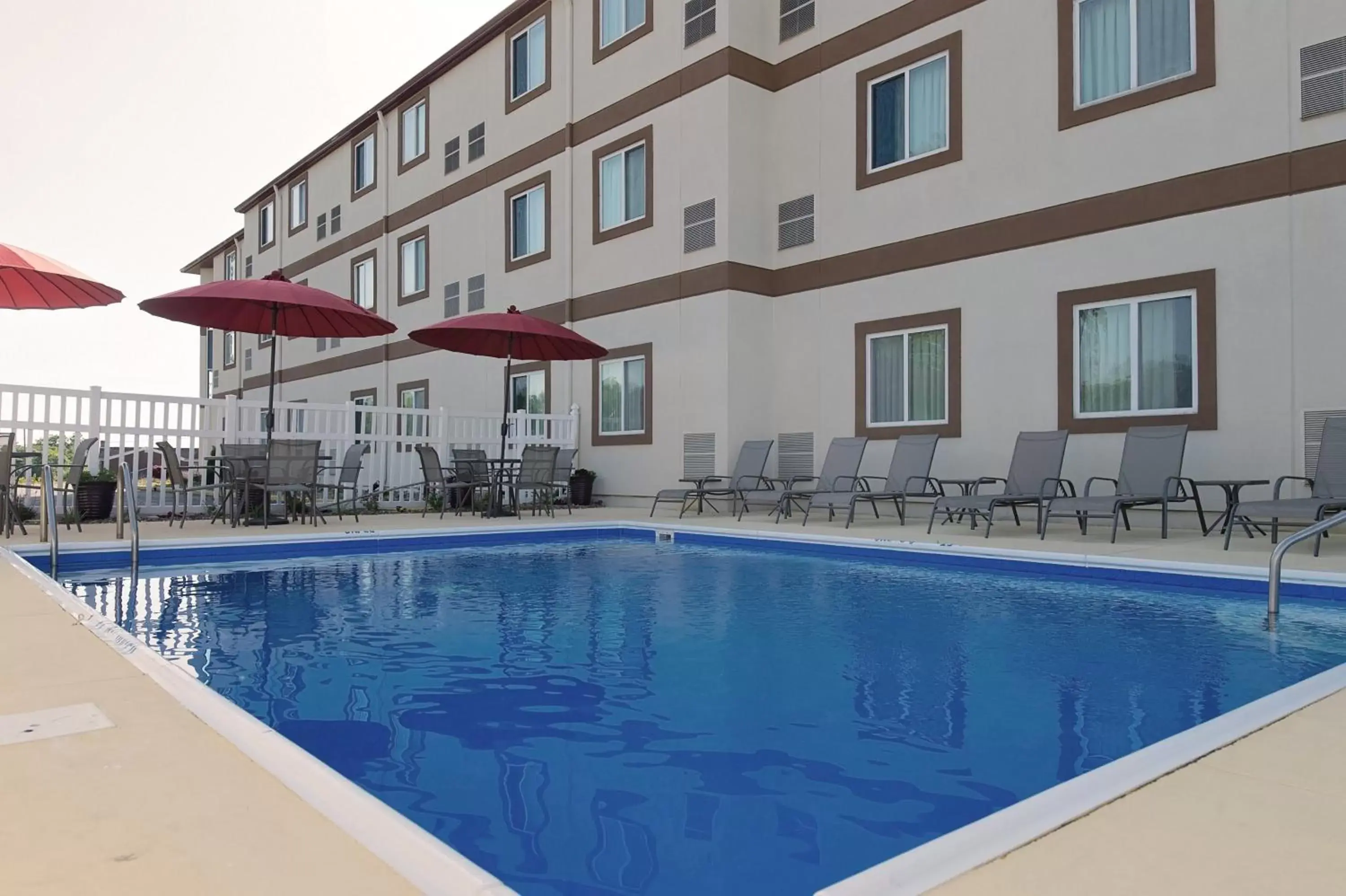 Swimming Pool in Red Roof Inn Georgetown, IN