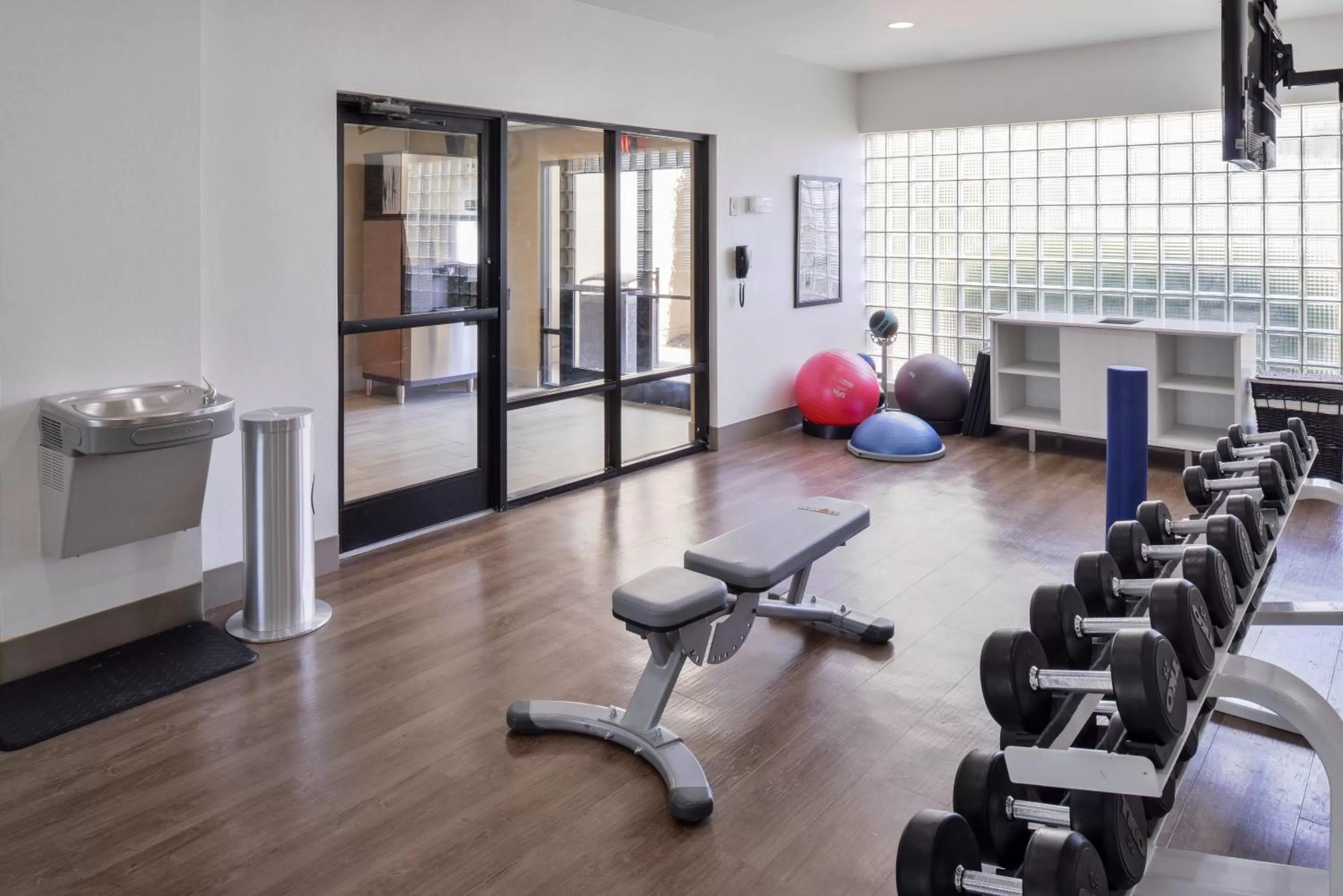 Fitness centre/facilities in Holiday Inn Express Burlington by IHG