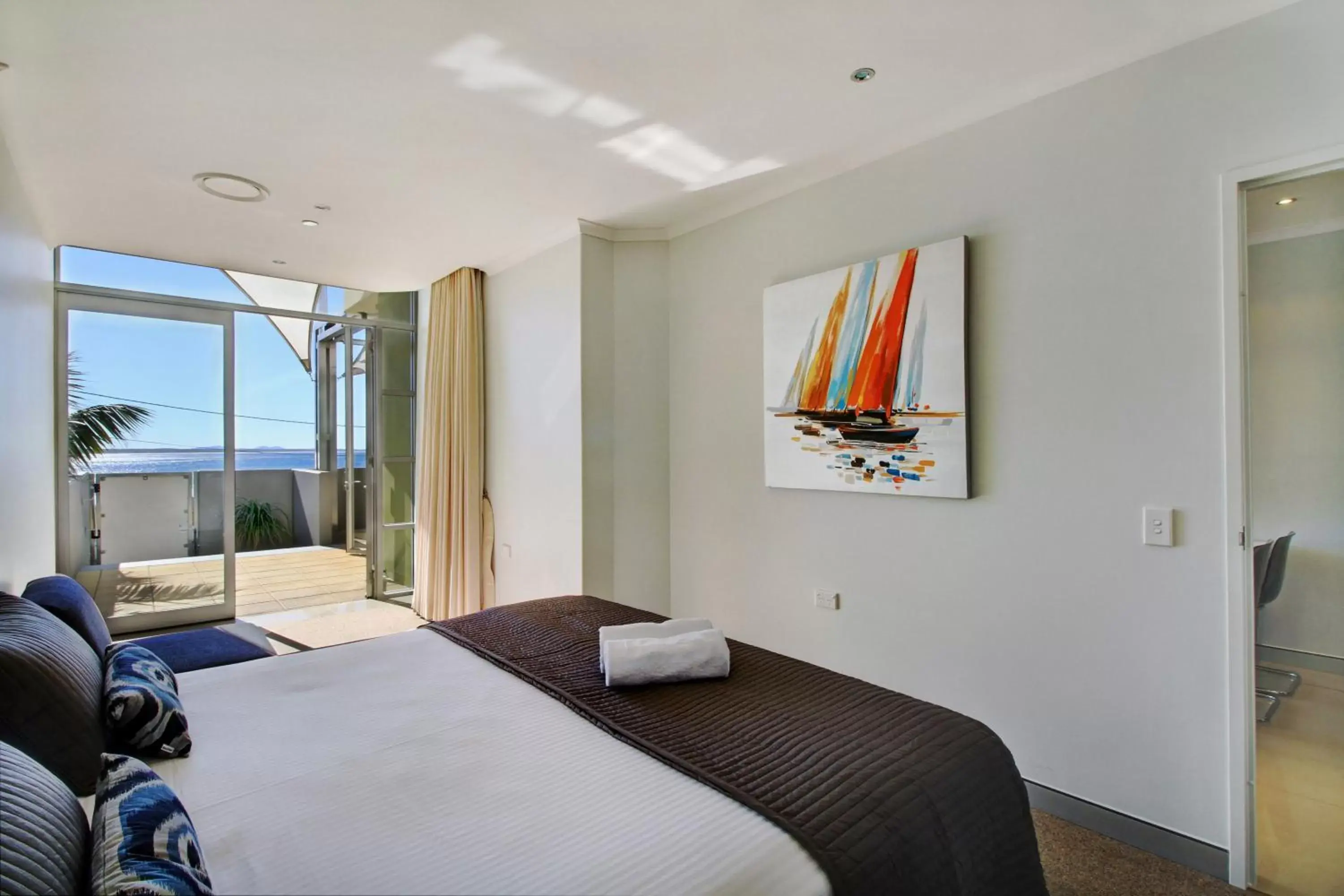 Bedroom in Sandcastle Apartments