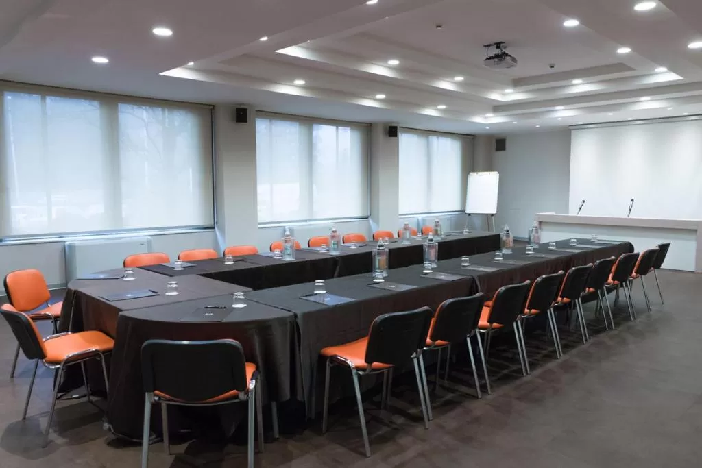 Area and facilities in Helios Hotel