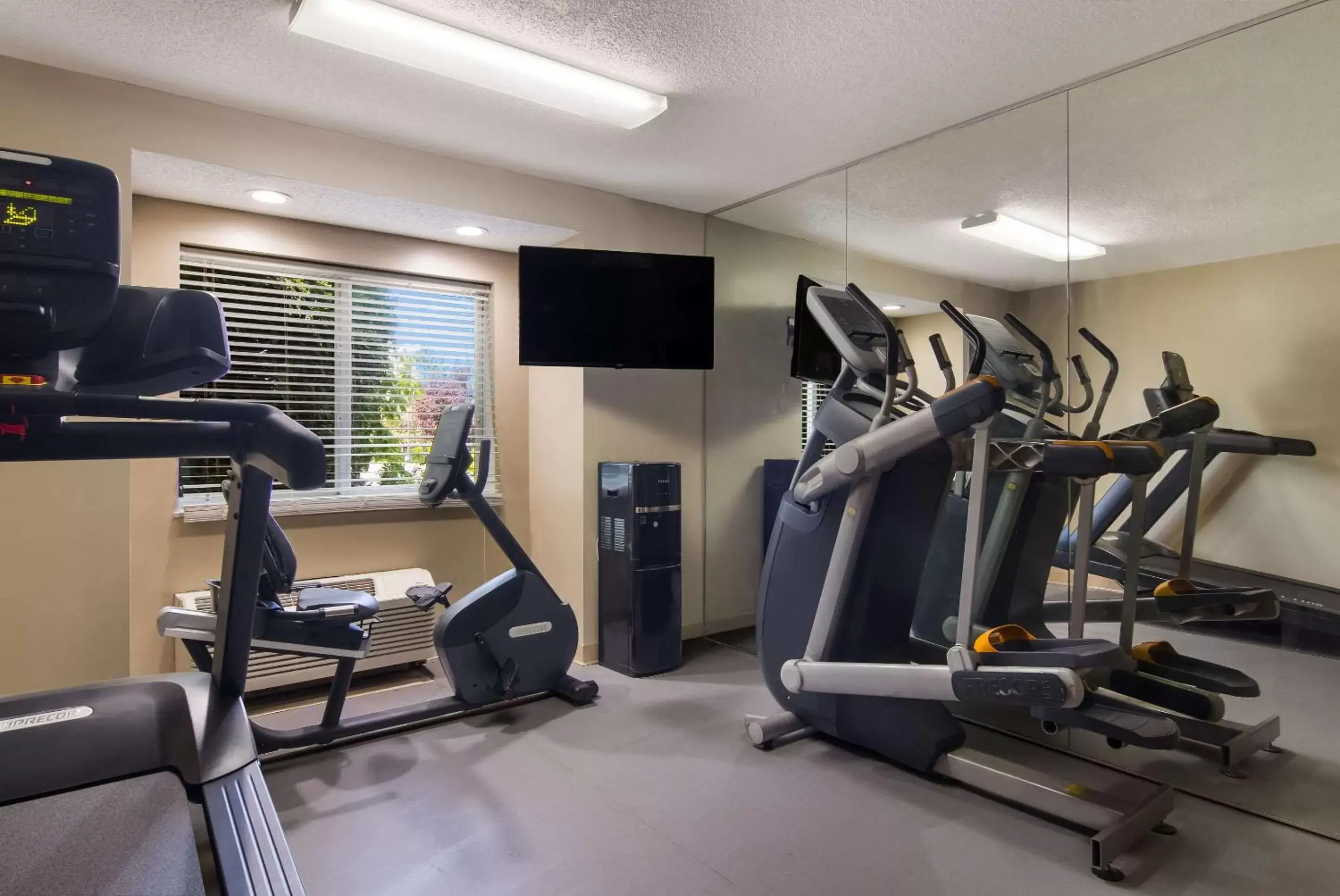 Fitness centre/facilities, Fitness Center/Facilities in Sleep Inn Erie by Choice