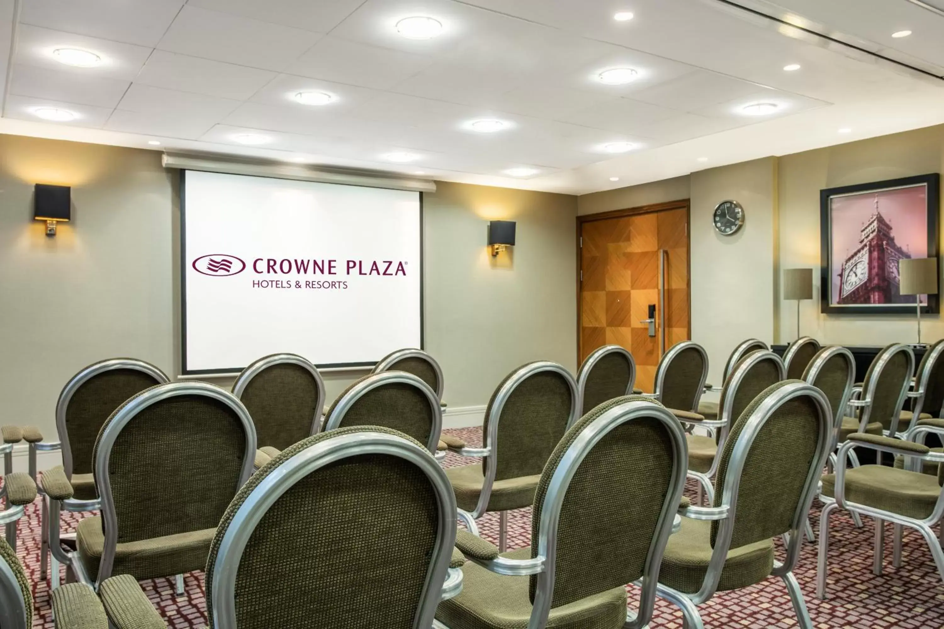 Meeting/conference room in Crowne Plaza London Ealing, an IHG Hotel