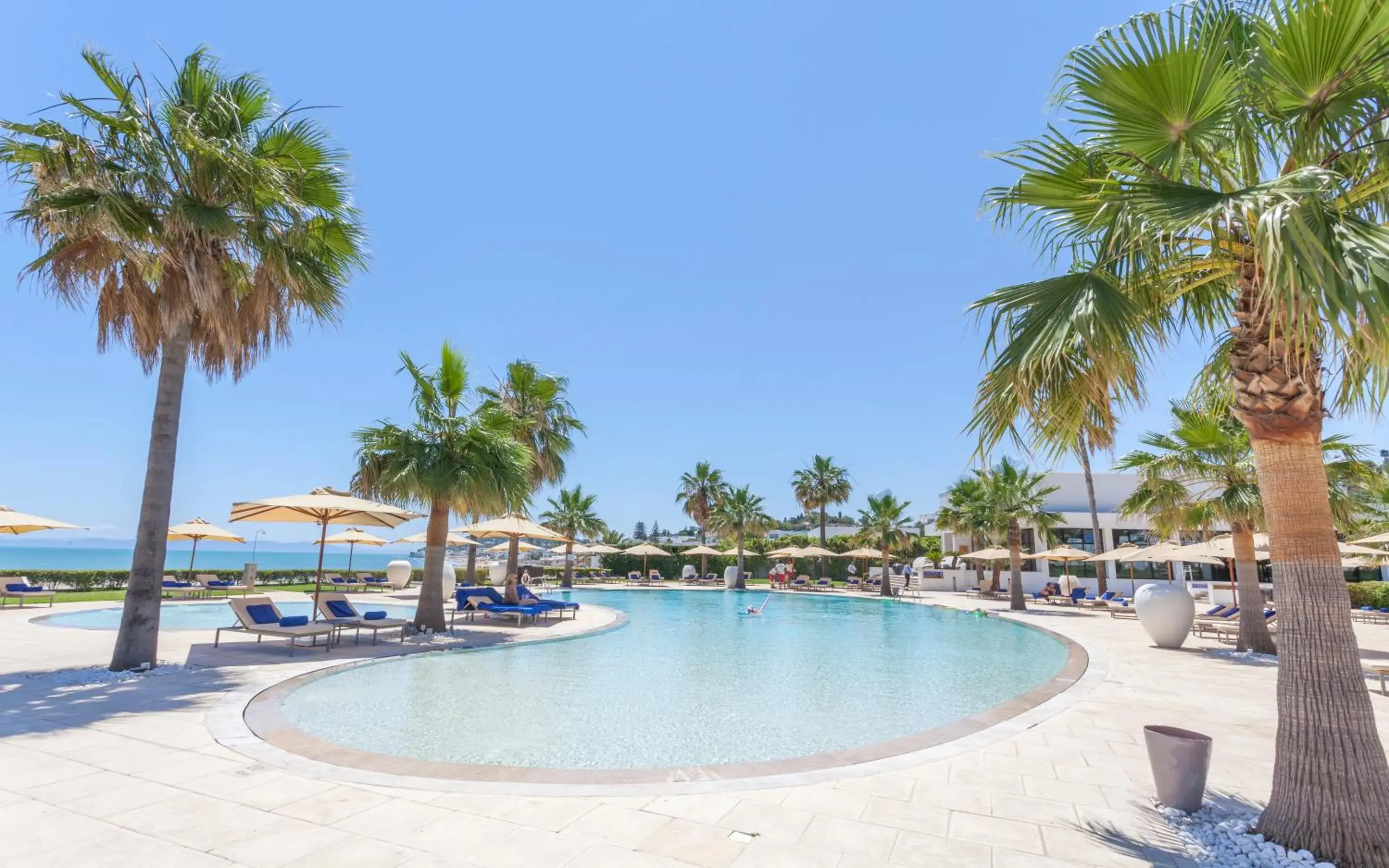 Area and facilities, Swimming Pool in Mövenpick Hotel Gammarth Tunis