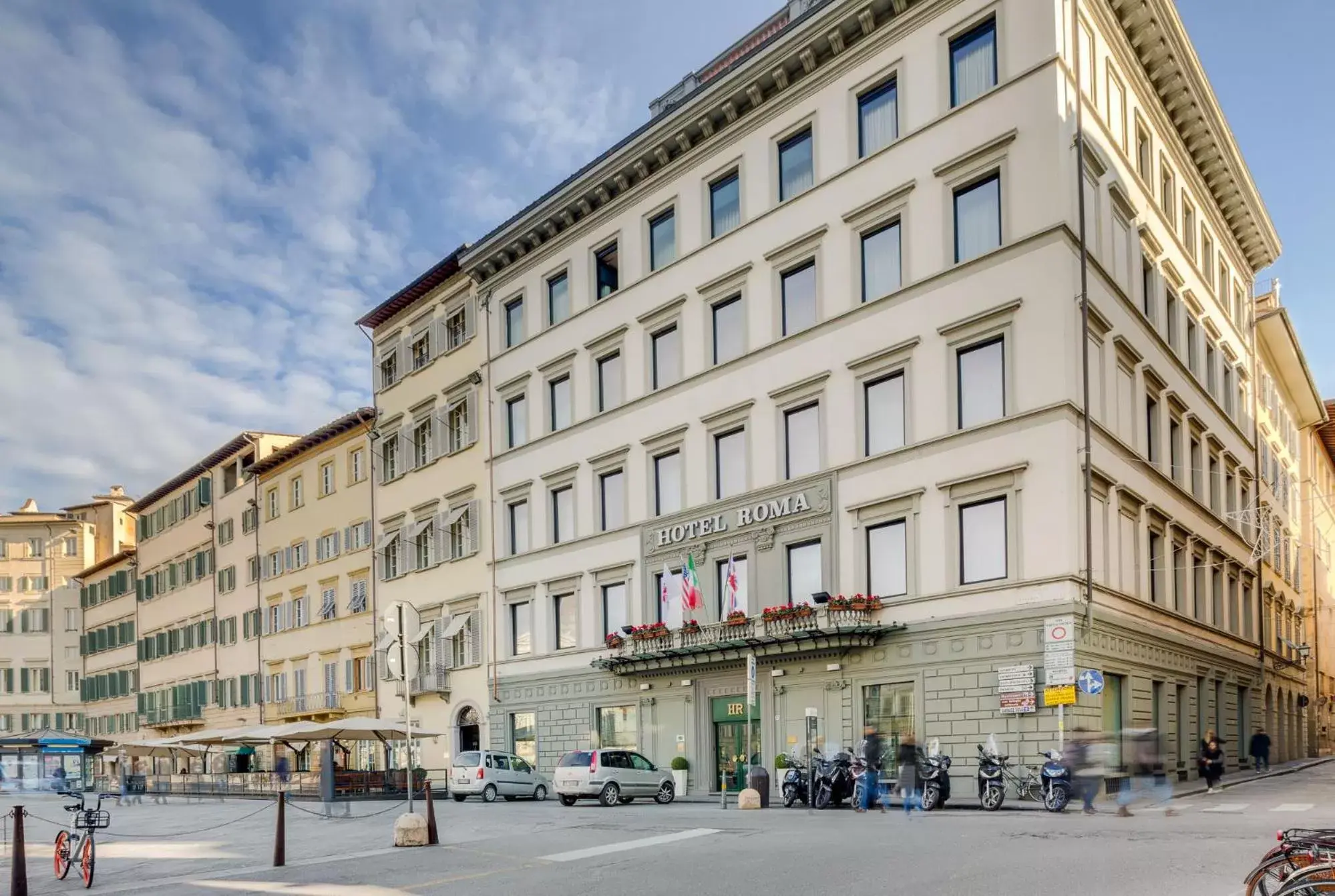 Facade/entrance, Property Building in Hotel Roma