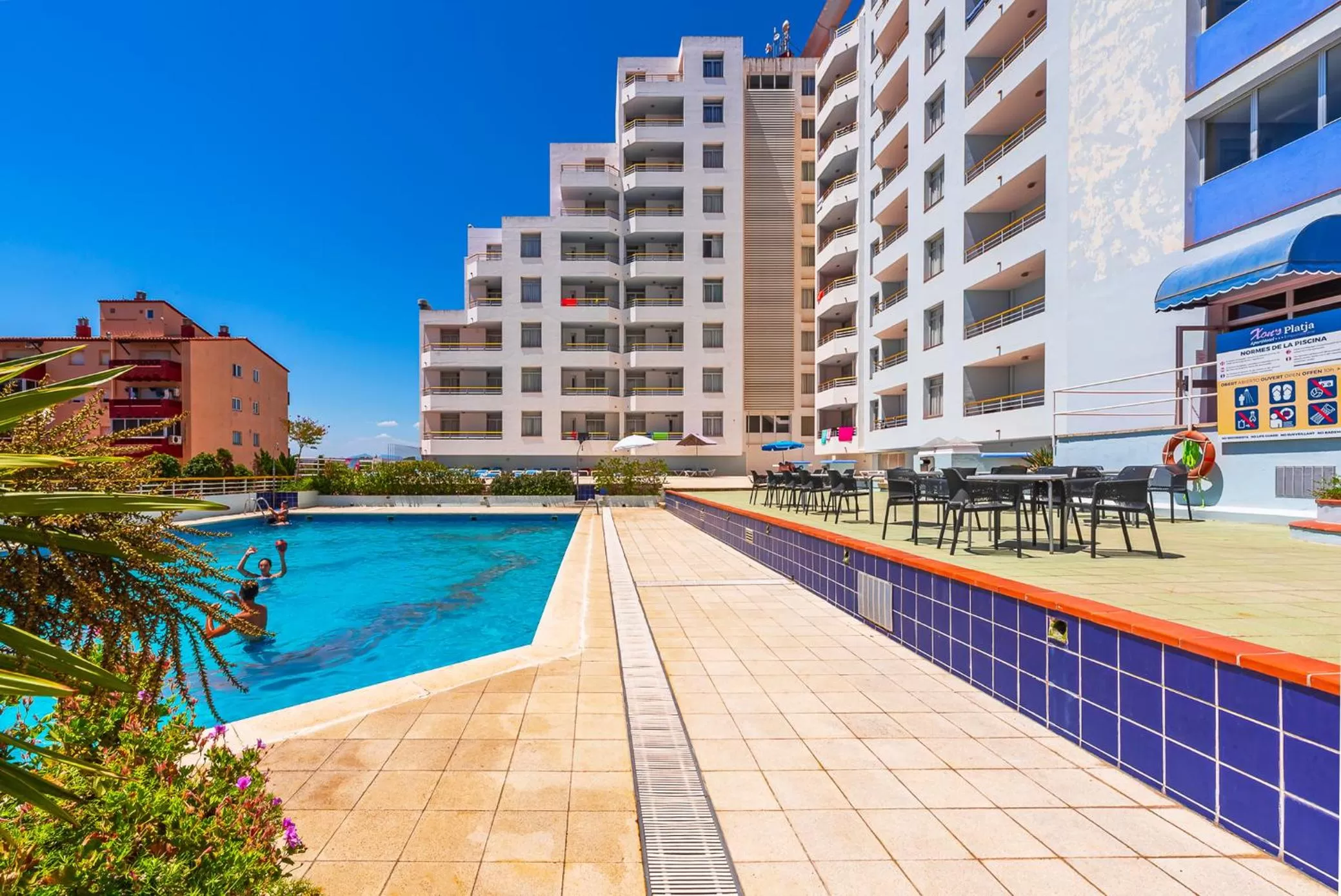 Swimming pool in Xon's Platja HA