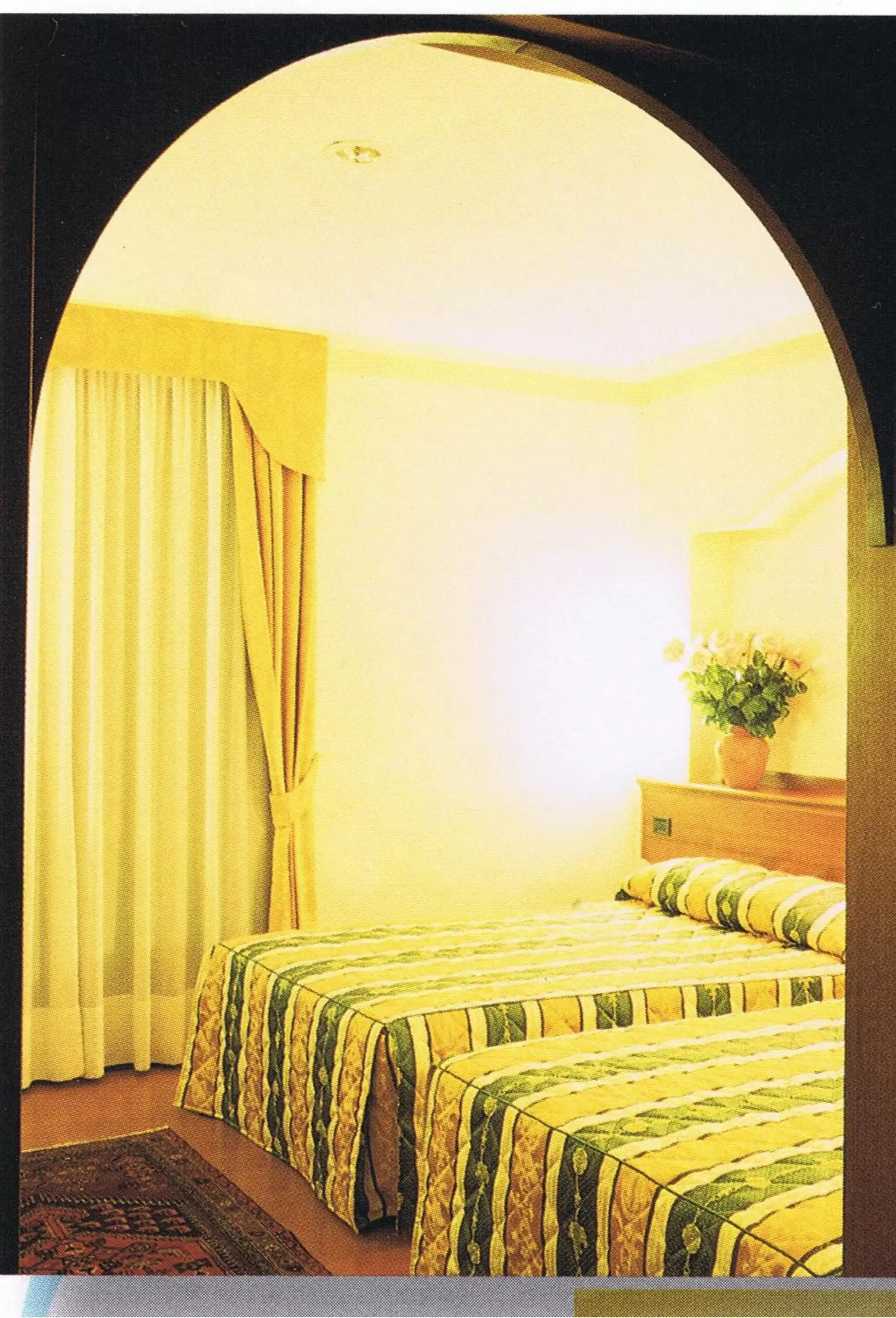 Photo of the whole room, Bed in Hotel Piroga Padova