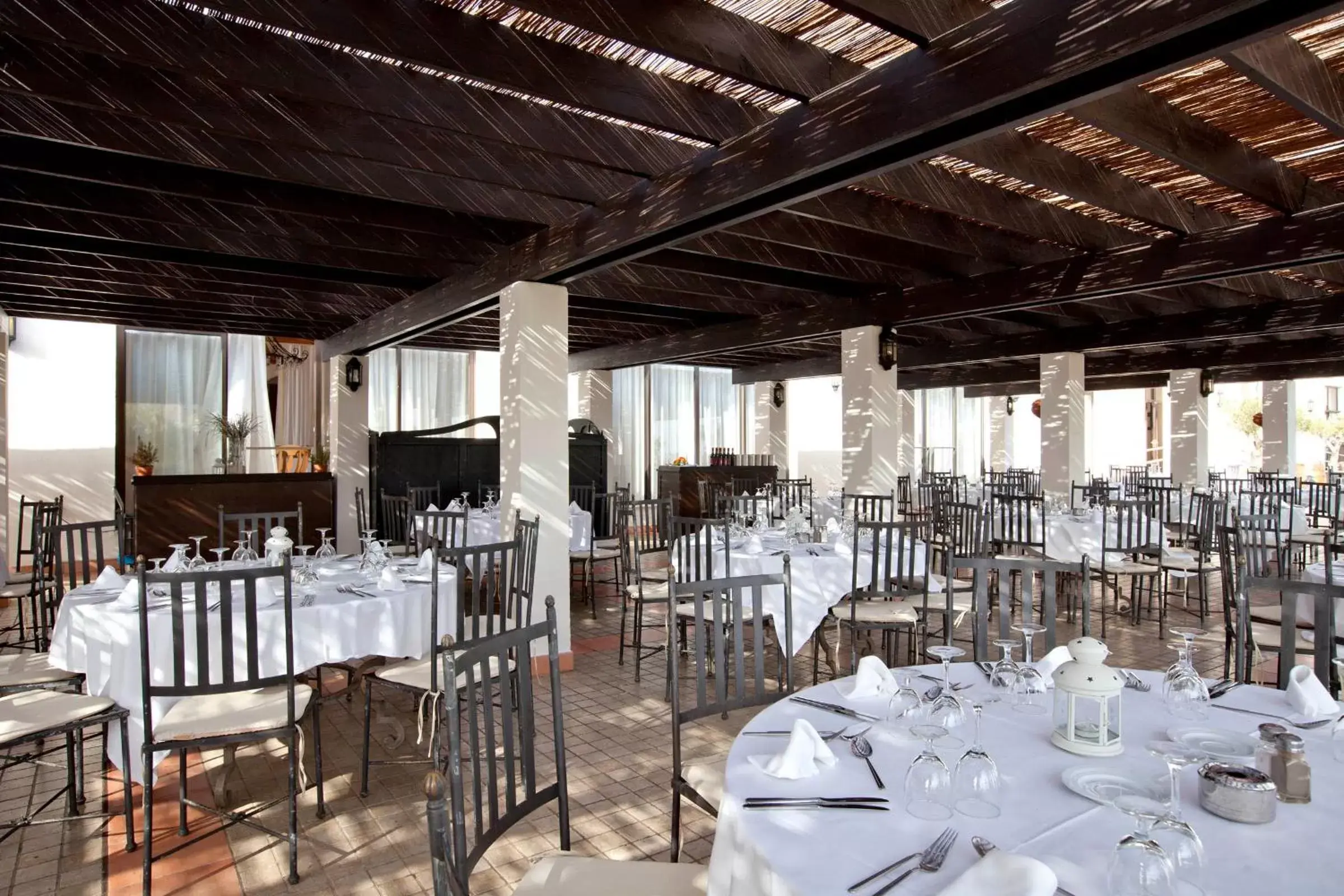 Restaurant/Places to Eat in Impressive Playa Granada Golf
