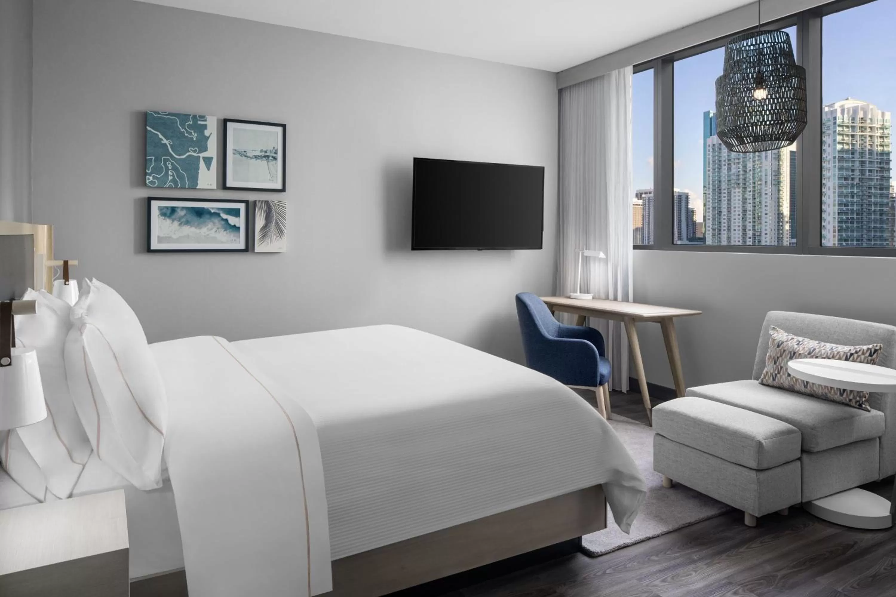 Photo of the whole room, Bed in Element Miami Brickell