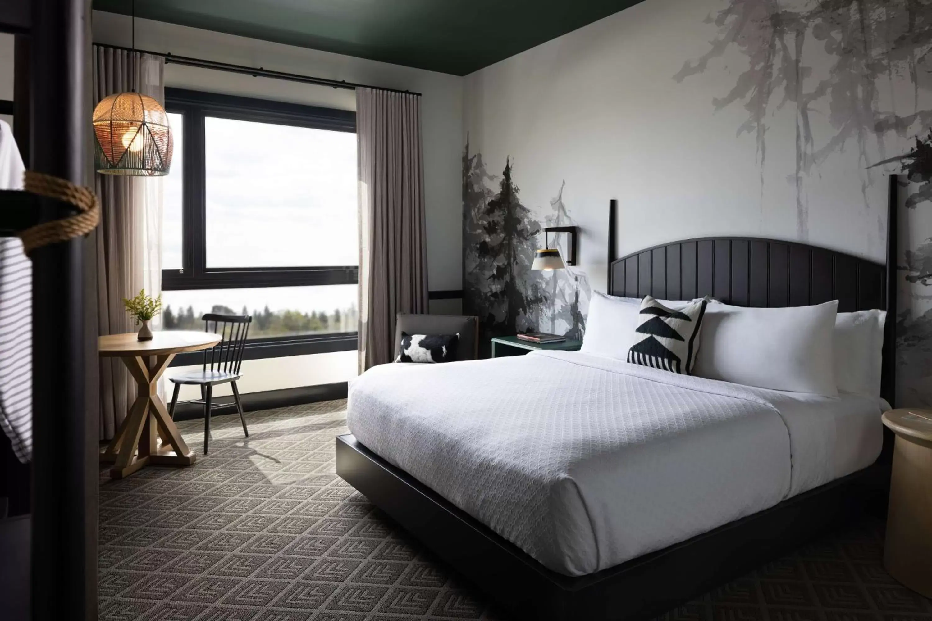 Deluxe King Room in El Capitan Hotel Deluxe King Room in El Capitan Hotel