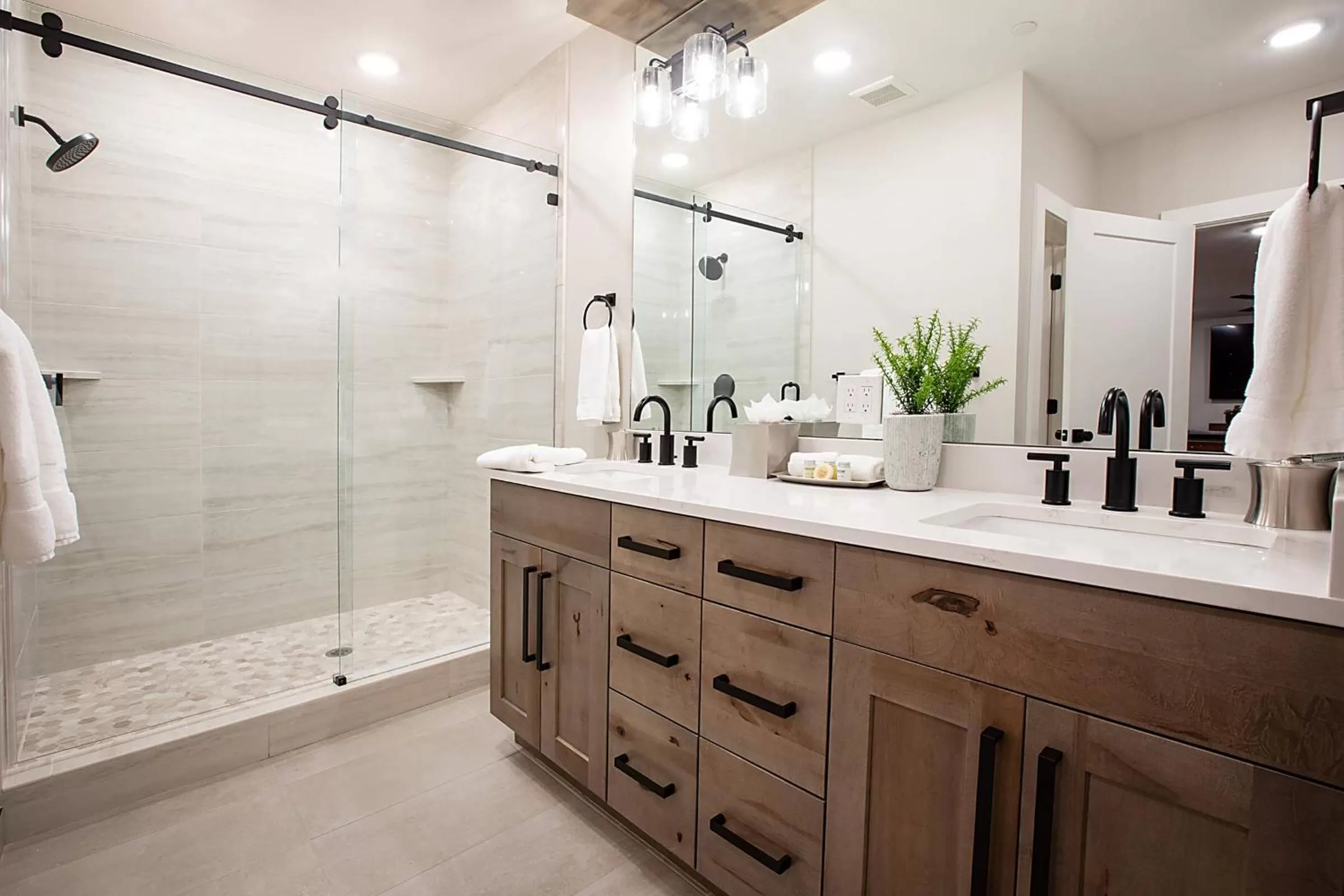 Shower in Black Rock Mountain Resort