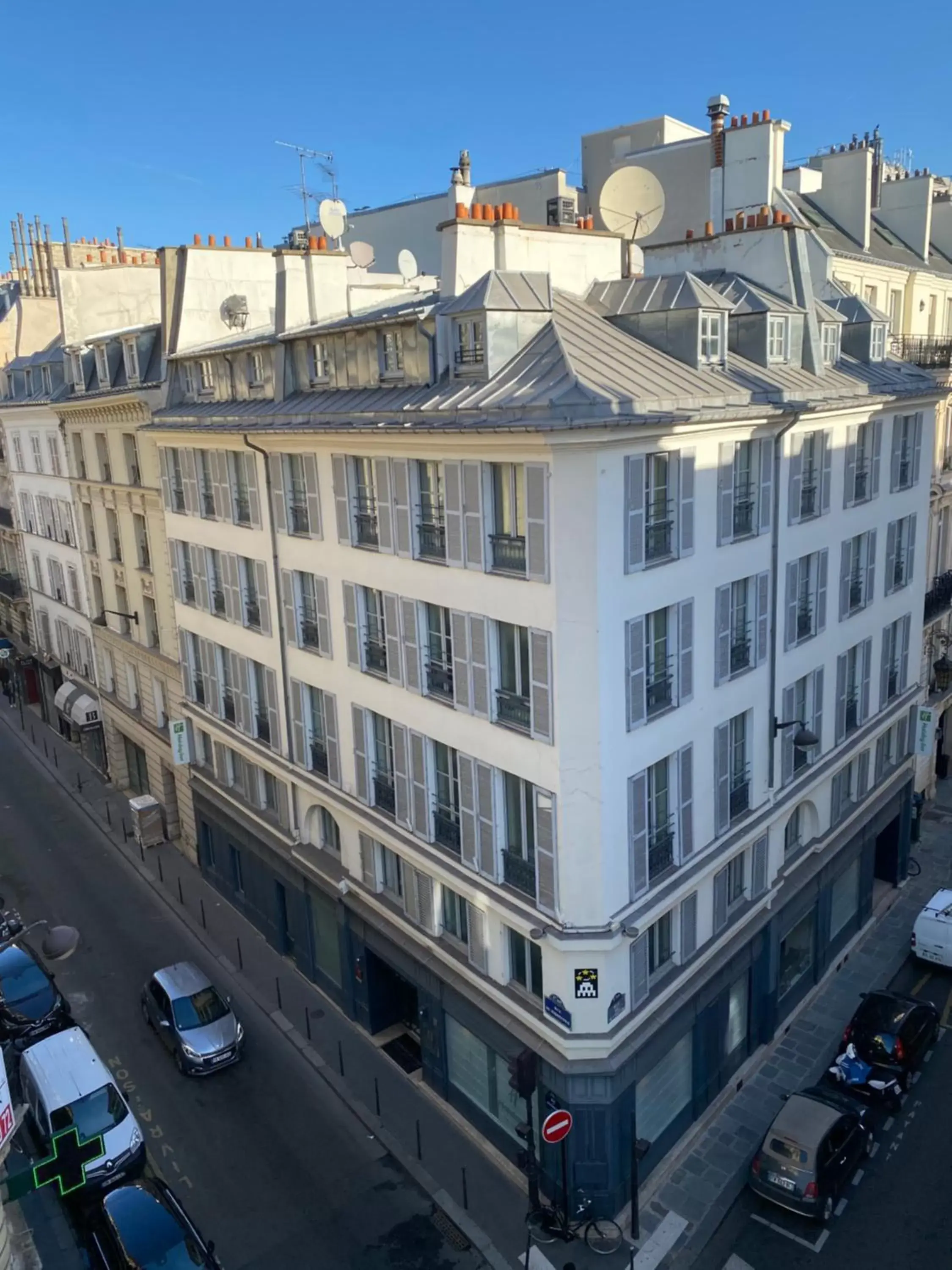Street view, Property Building in Holiday Inn Paris Elysées, an IHG Hotel