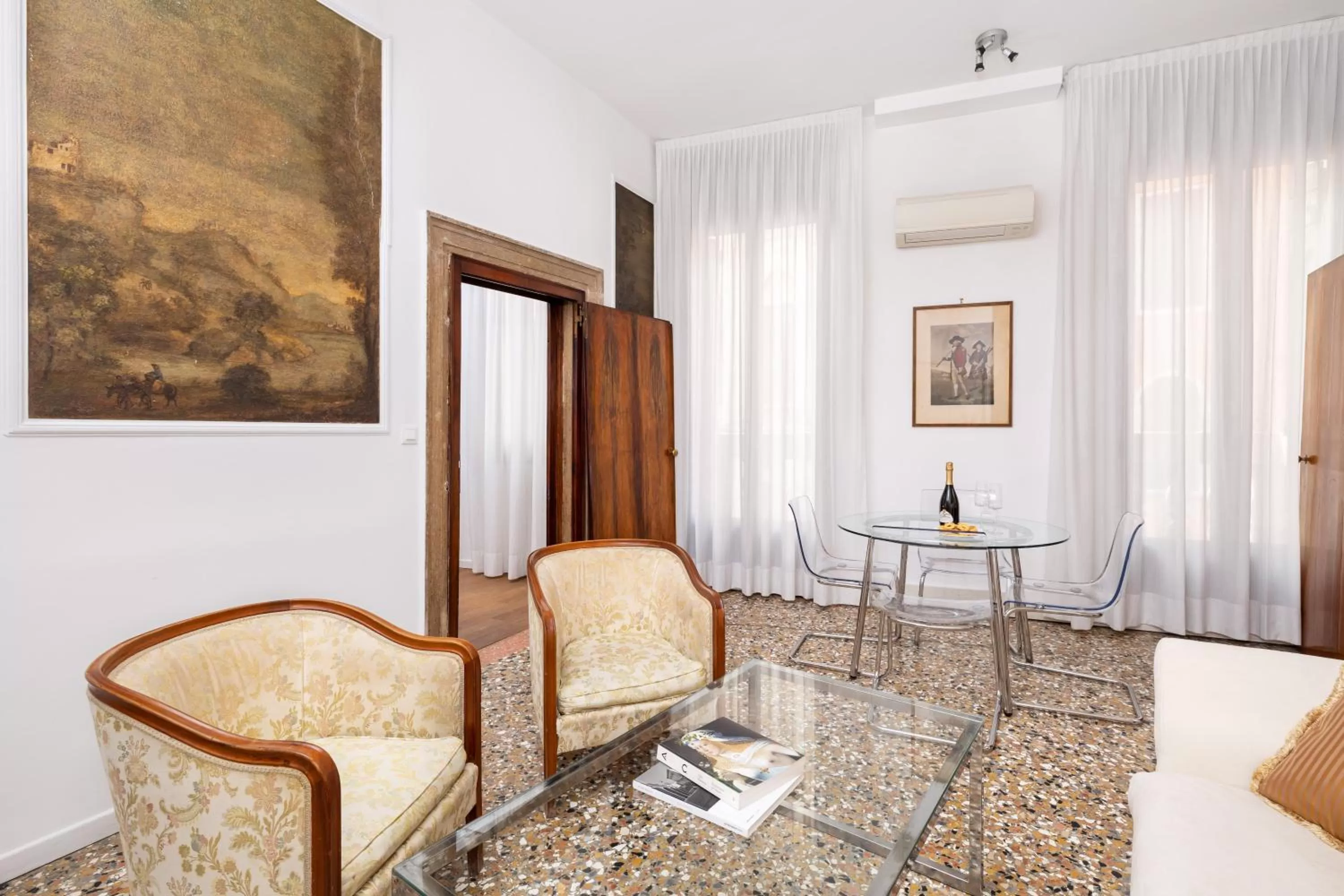 Living room in Residence Ca' Foscolo